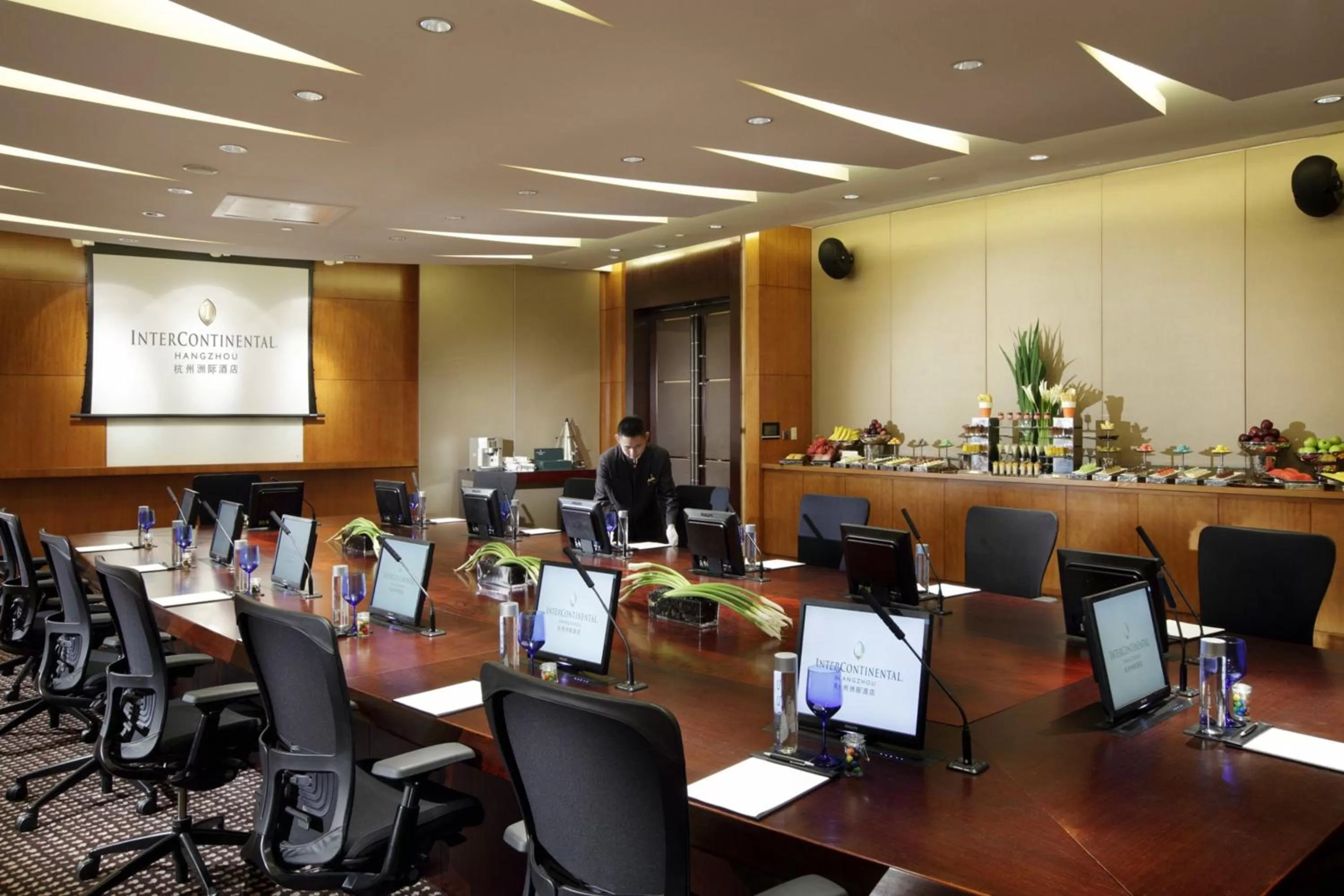 Meeting/conference room in InterContinental Hangzhou ICC by IHG
