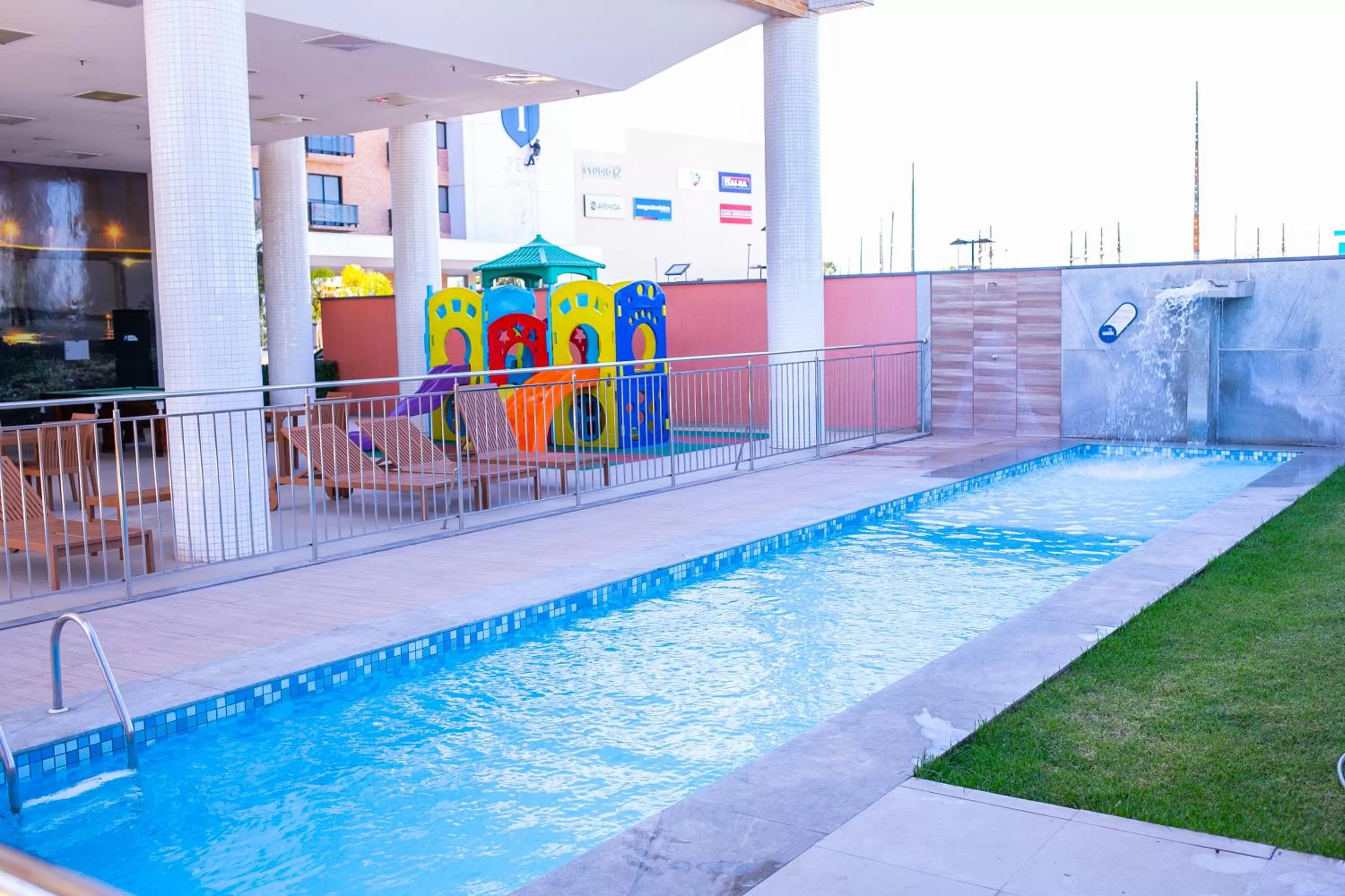 Swimming Pool in Imperial Hotel