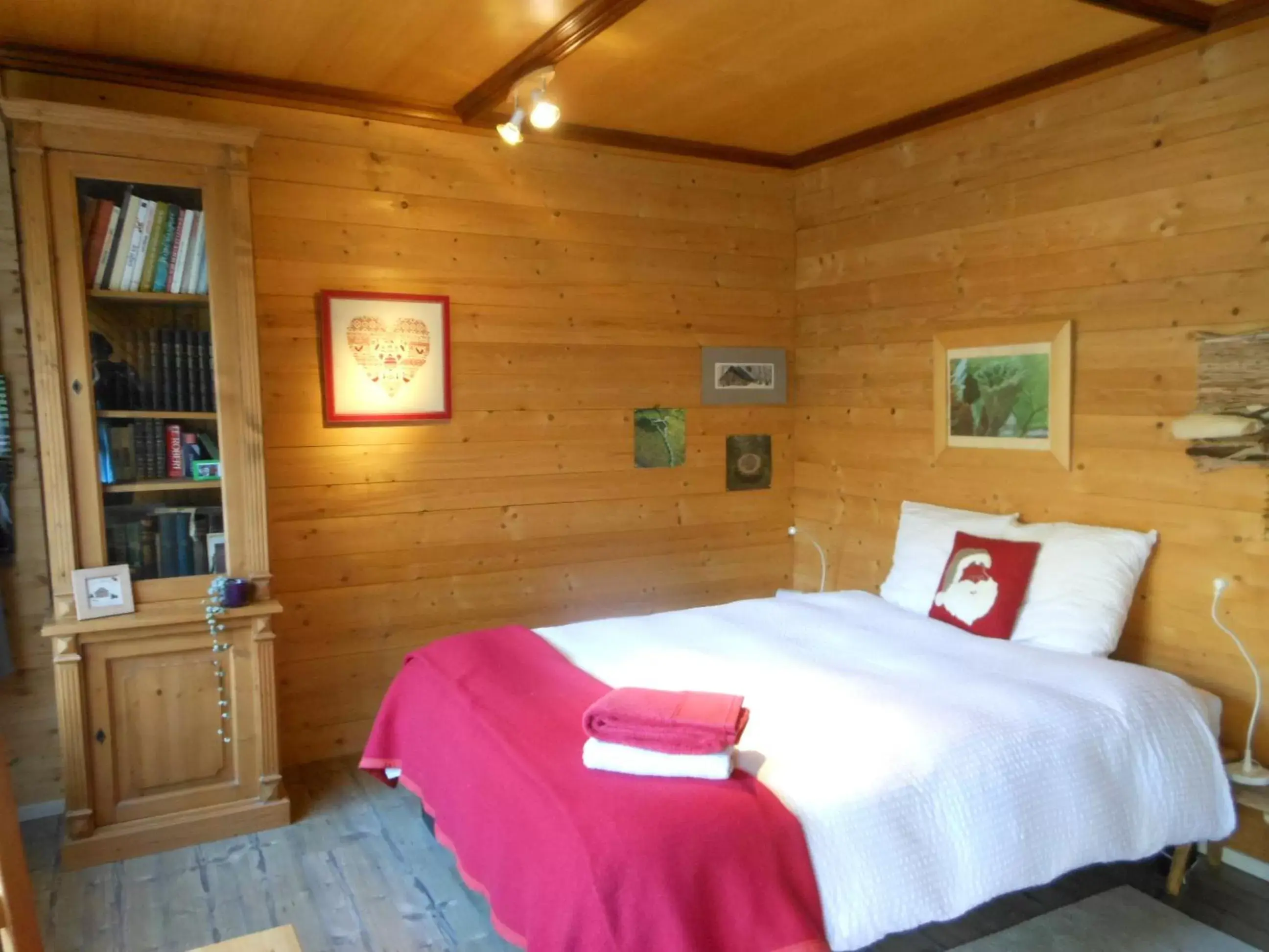 Double Room in L'Atelier de Gisèle Double Room in L'Atelier de Gisèle