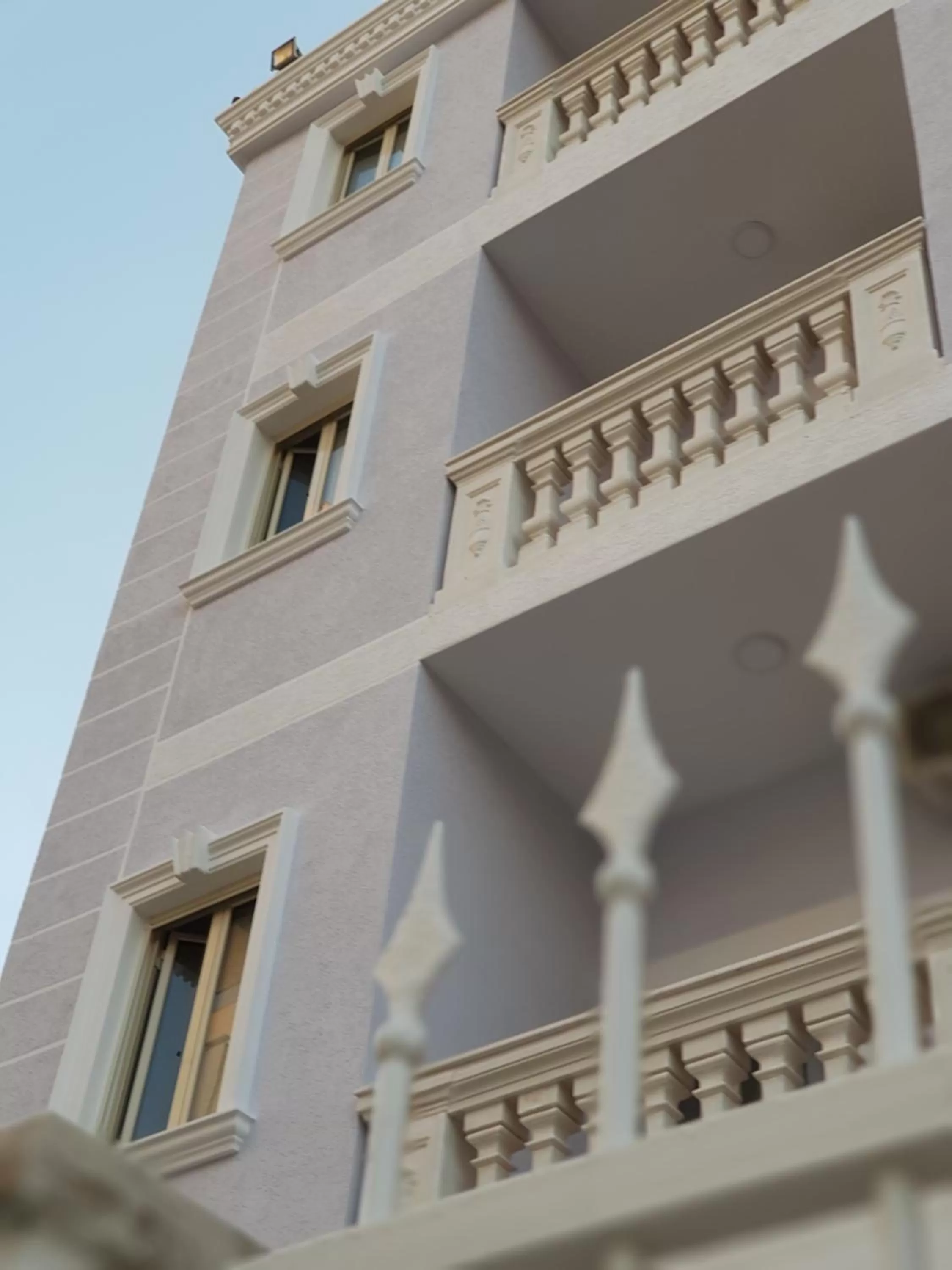 Property Building in Vila MAX