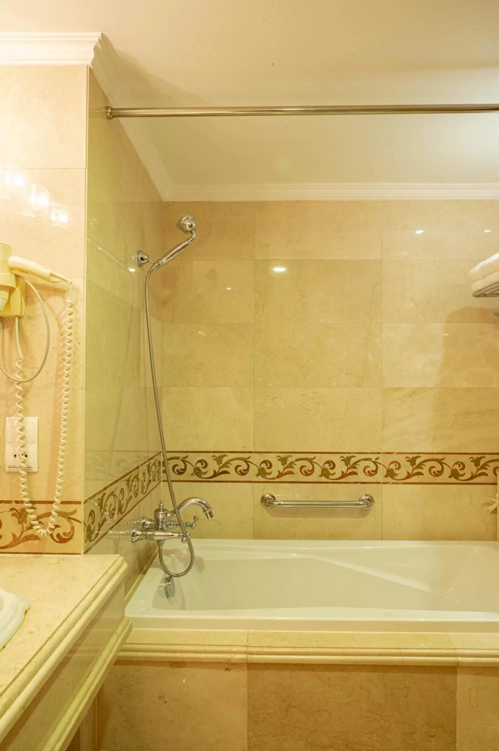 Bathroom in Hotel Grand Saigon