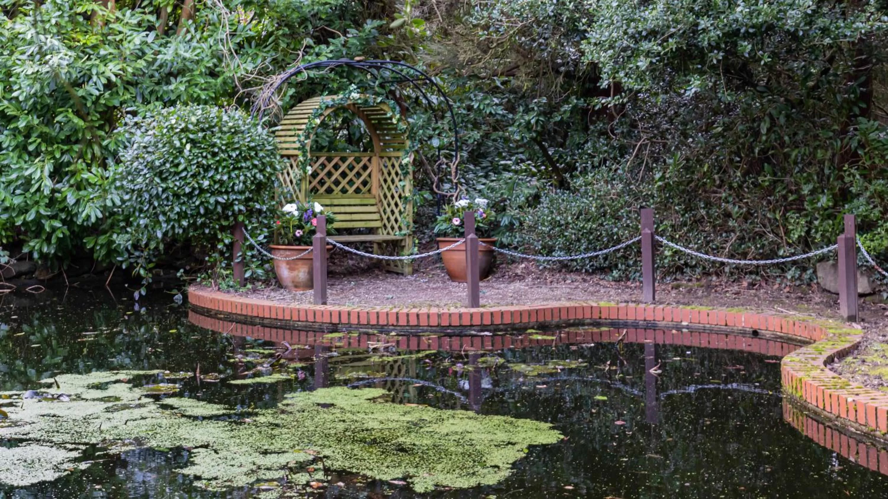 Property building in Mercure Tunbridge Wells Hotel