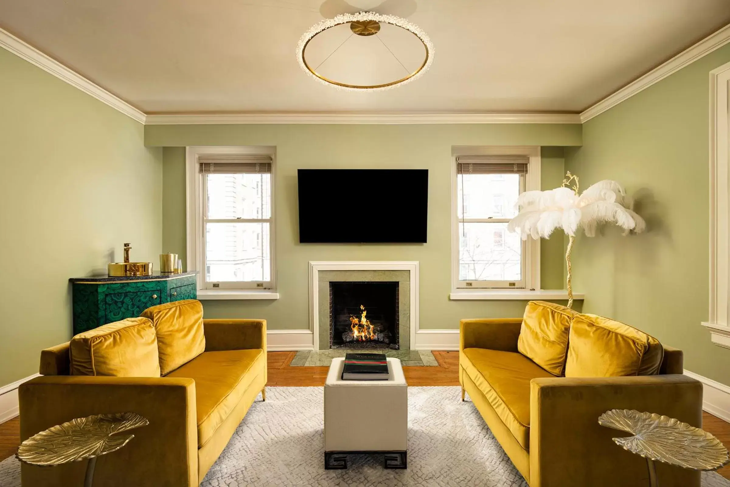 King Suite in The Edward Buffalo King Suite in The Edward Buffalo