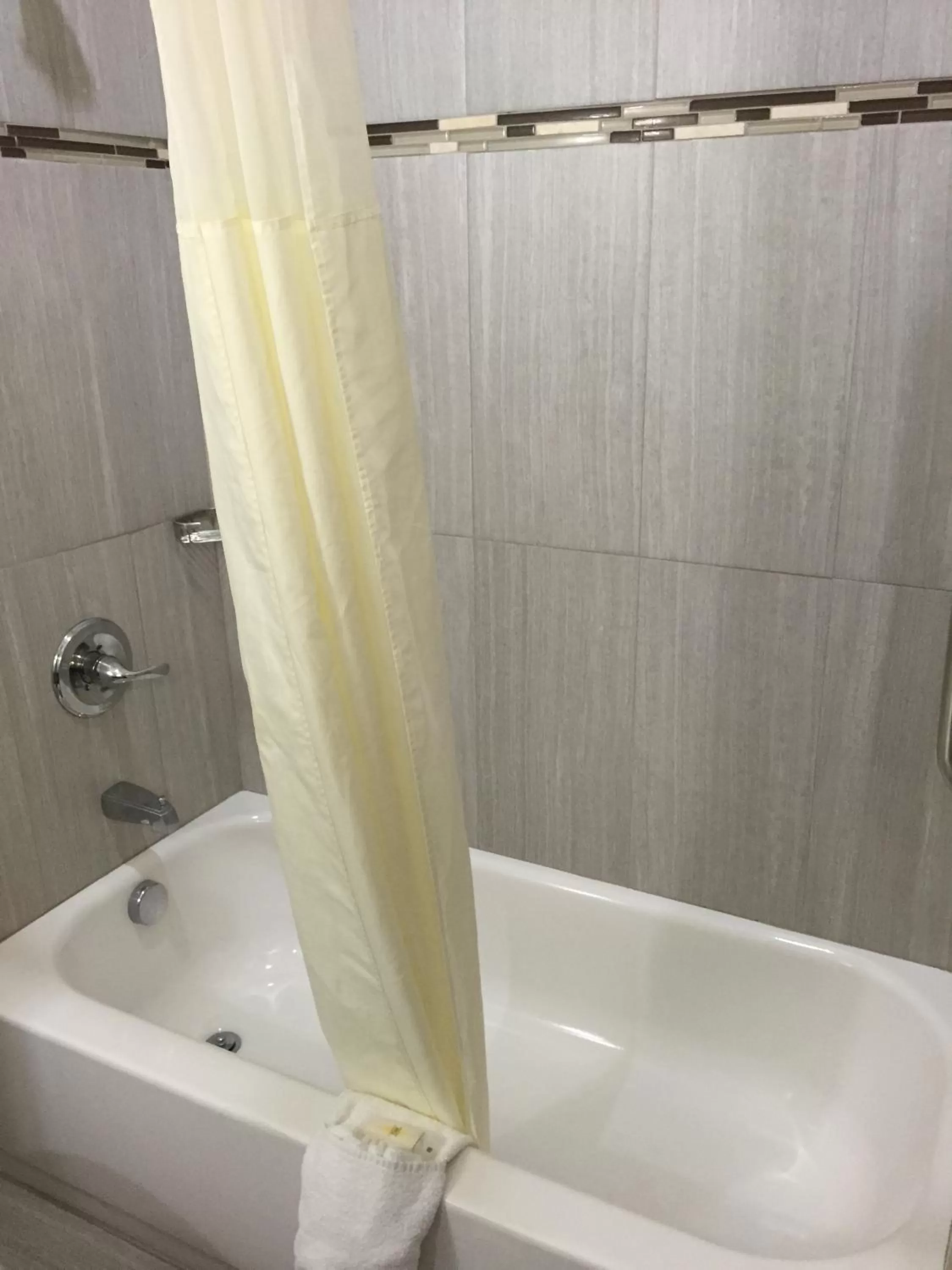 Bathroom in Comfort Inn & Suites Fort Worth West I-30 NAS JRB