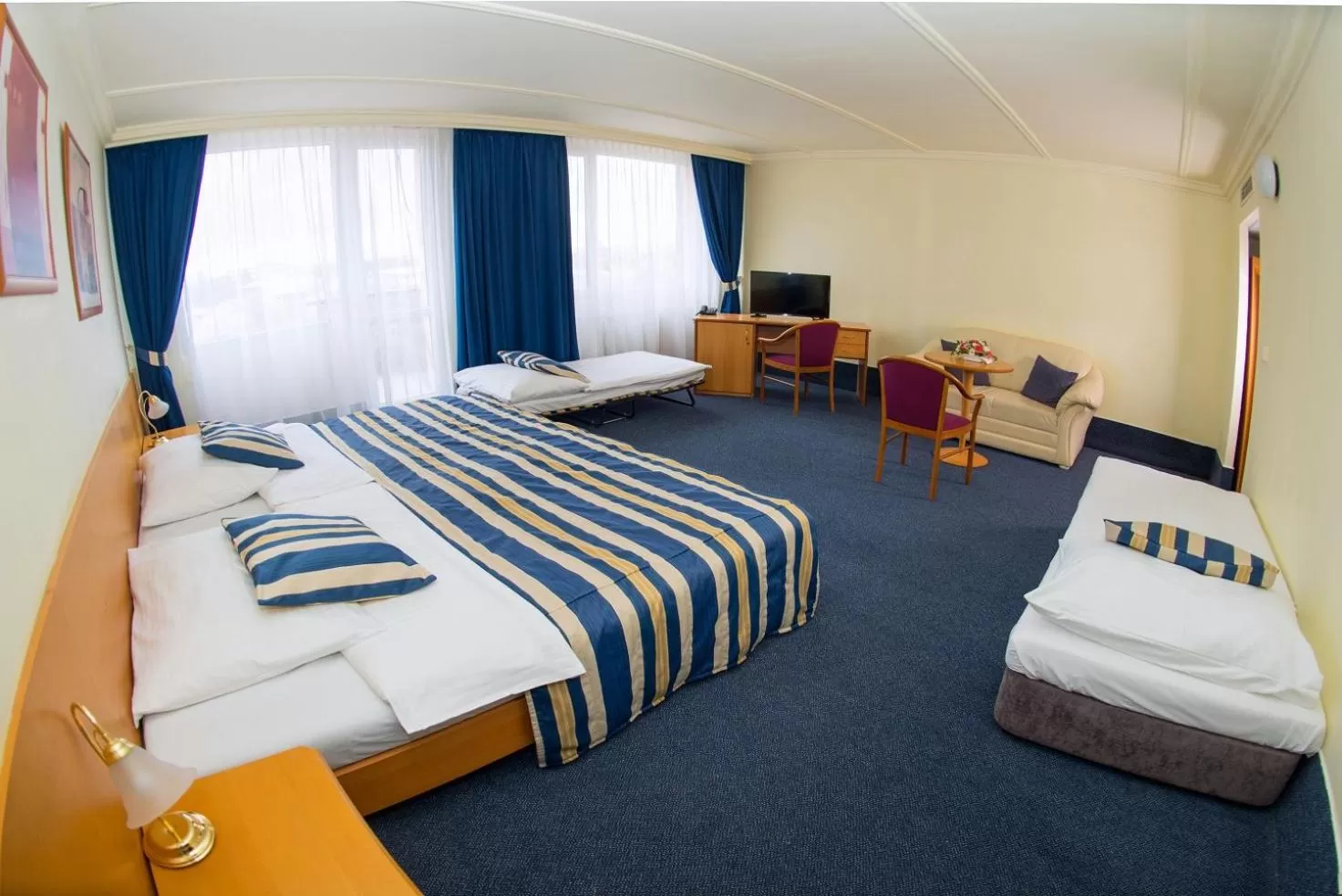 Bed in TOP HOTEL Praha