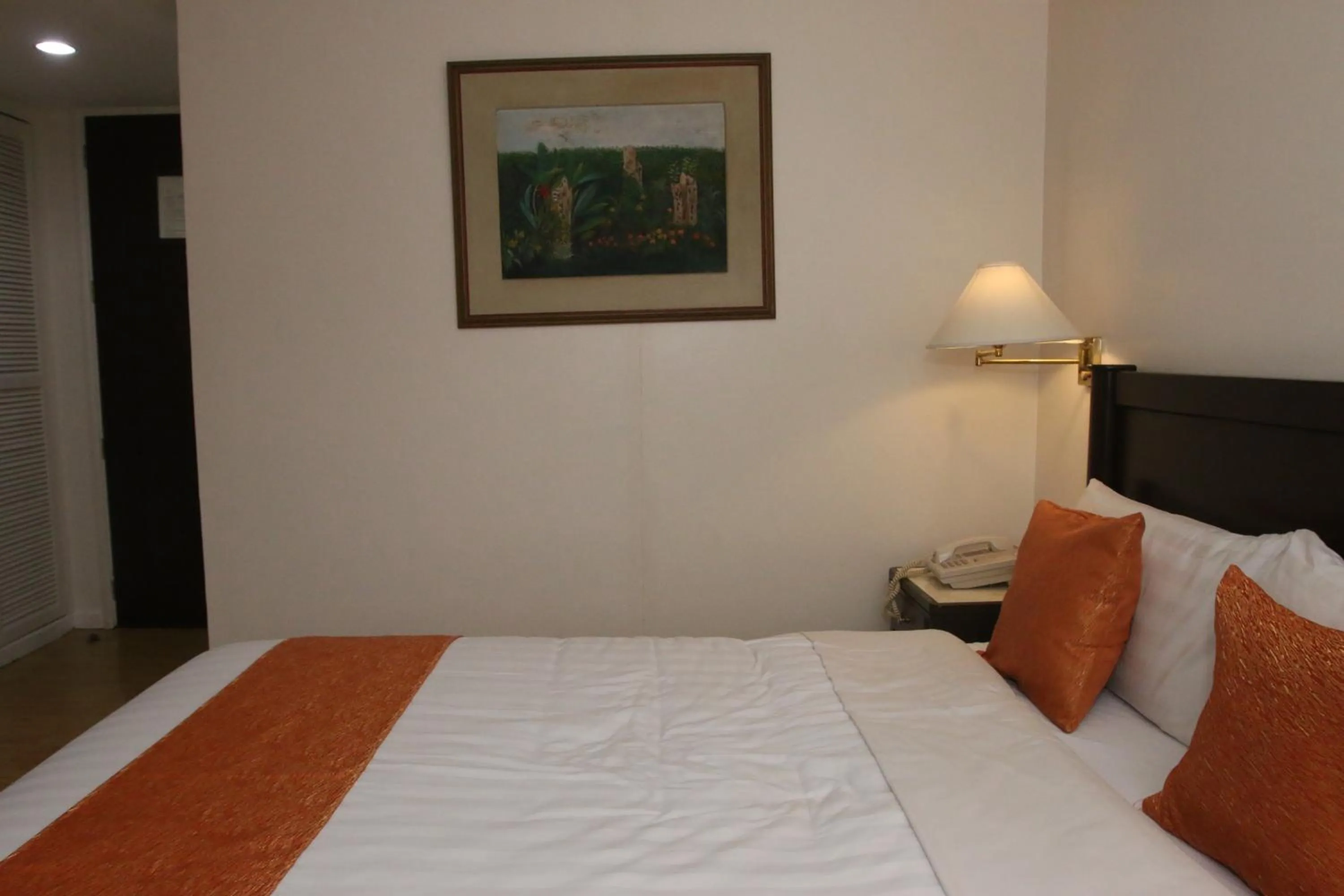 Bed in Harbor Town Hotel