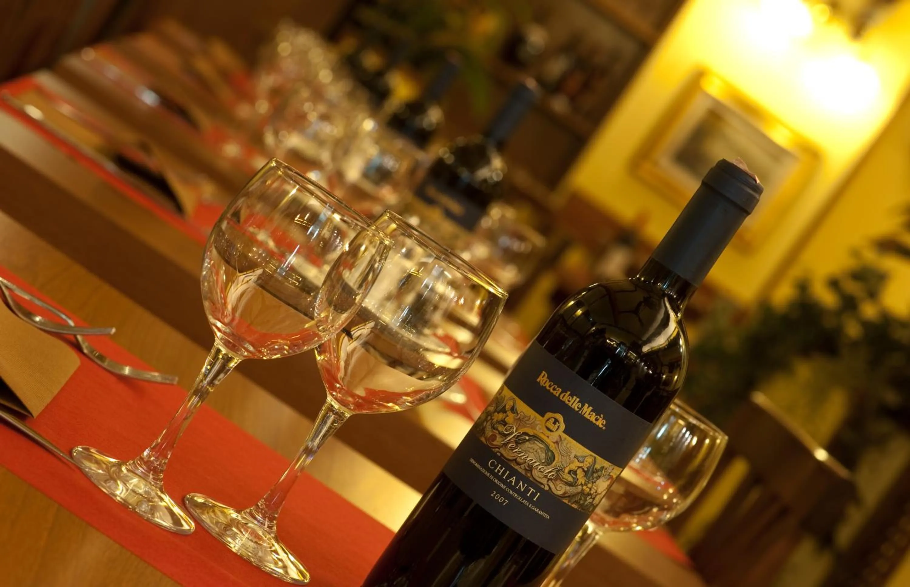 Restaurant/places to eat in Hotel Ristorante Tre Leoni