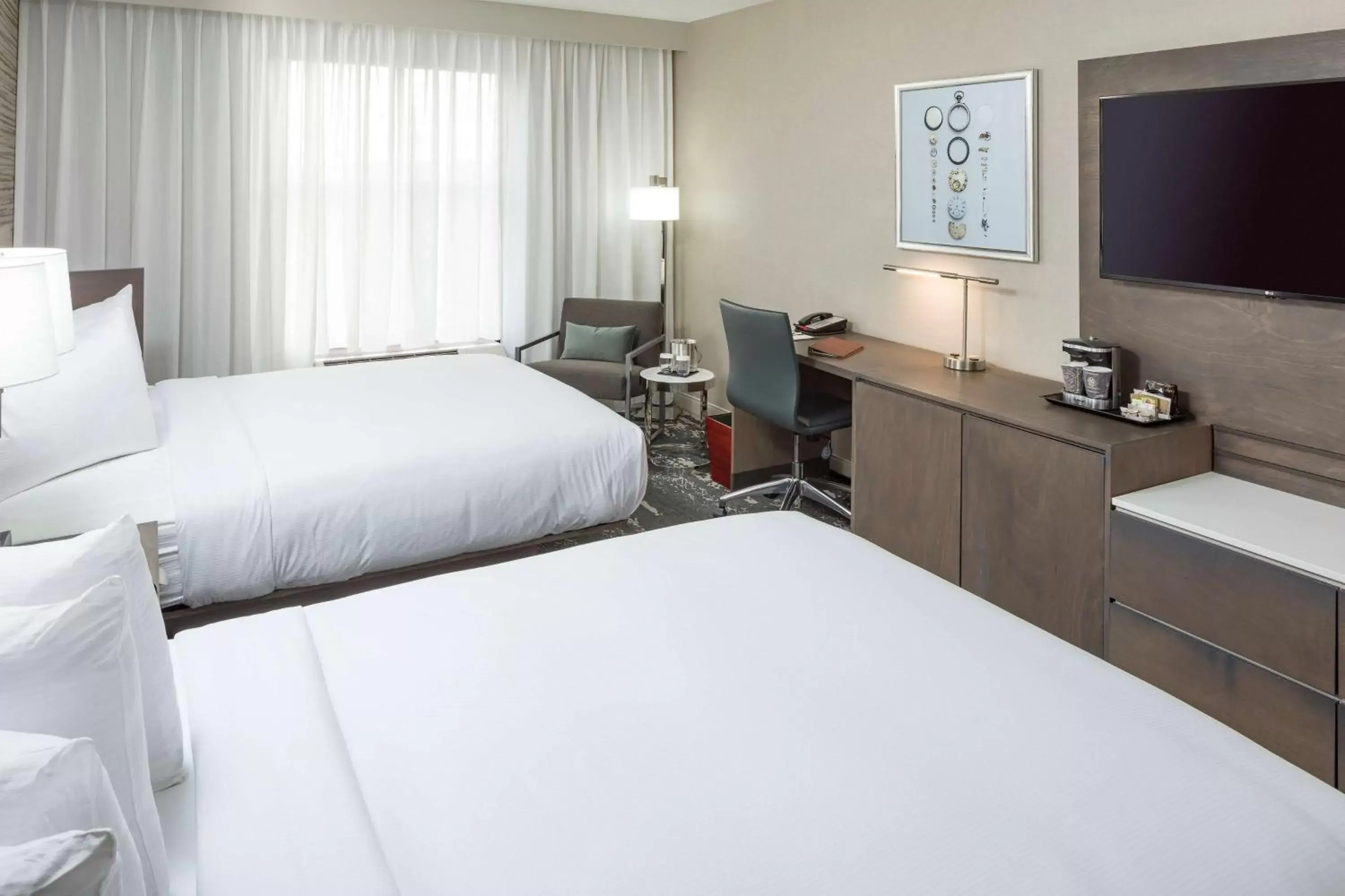 Queen Room with Two Queen Beds in DoubleTree by Hilton Boston Logan Airport Chelsea Queen Room with Two Queen Beds in DoubleTree by Hilton Boston Logan Airport Chelsea