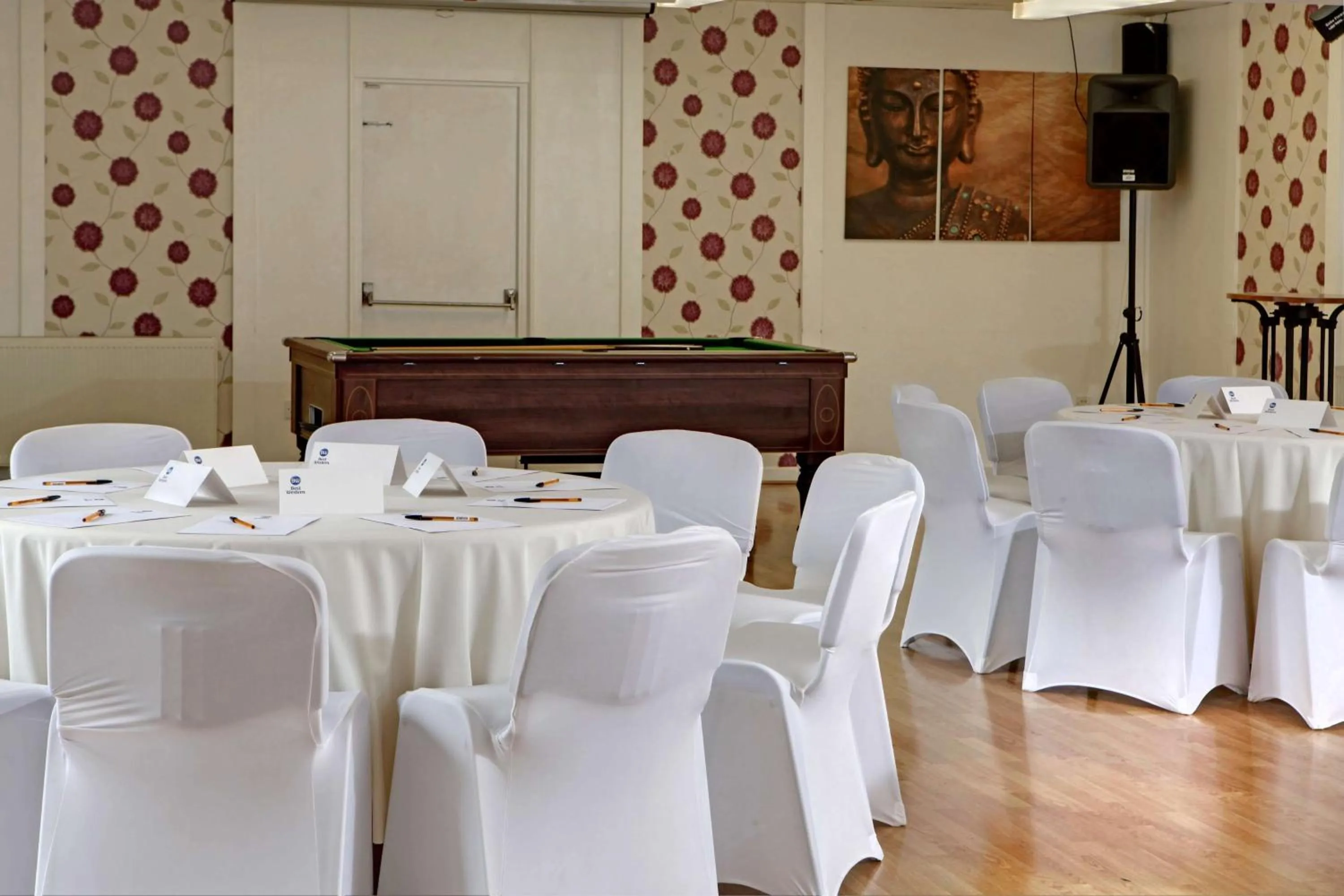 On site in Deincourt Hotel