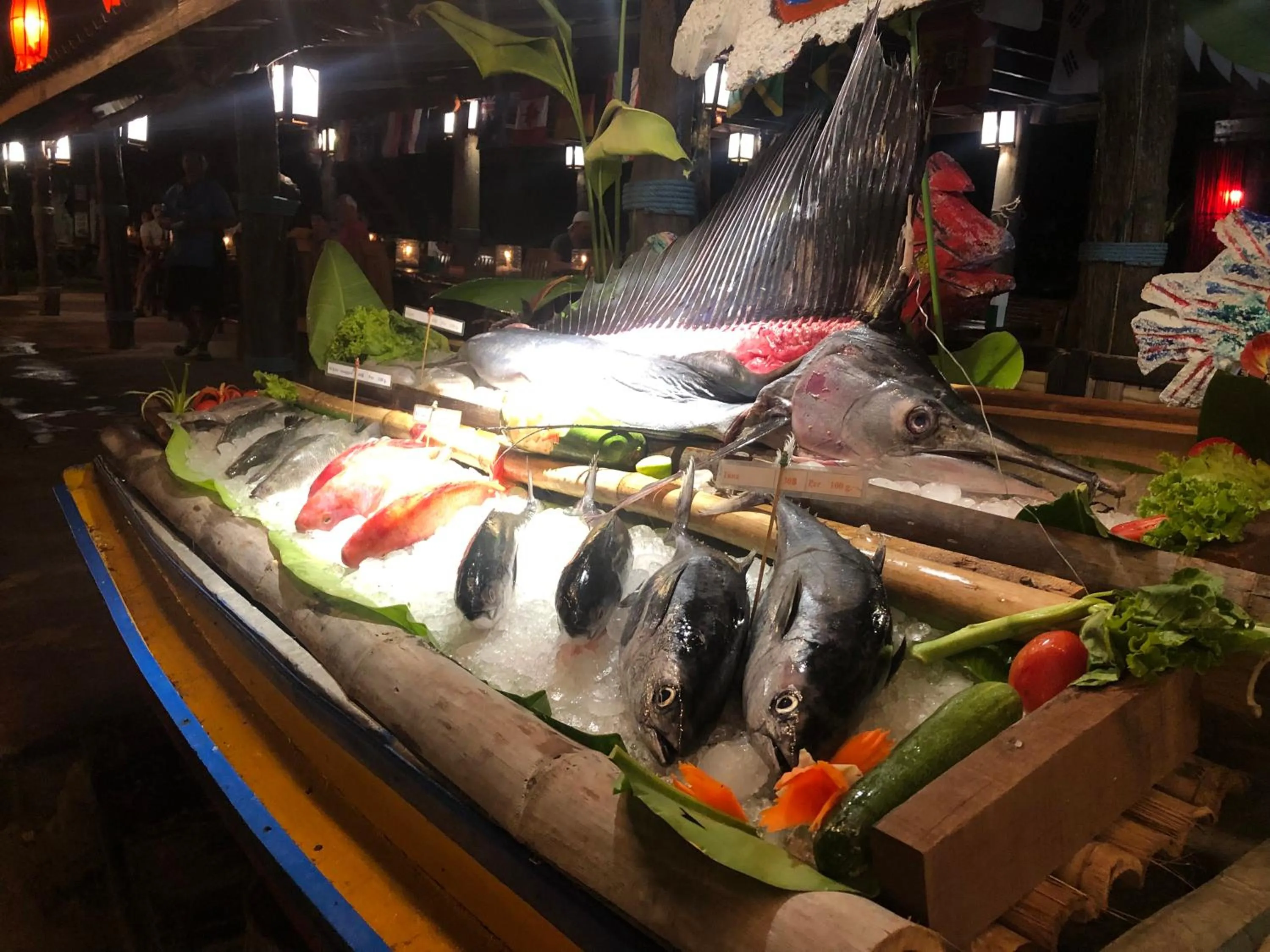 Food in Moonwalk Lanta Resort