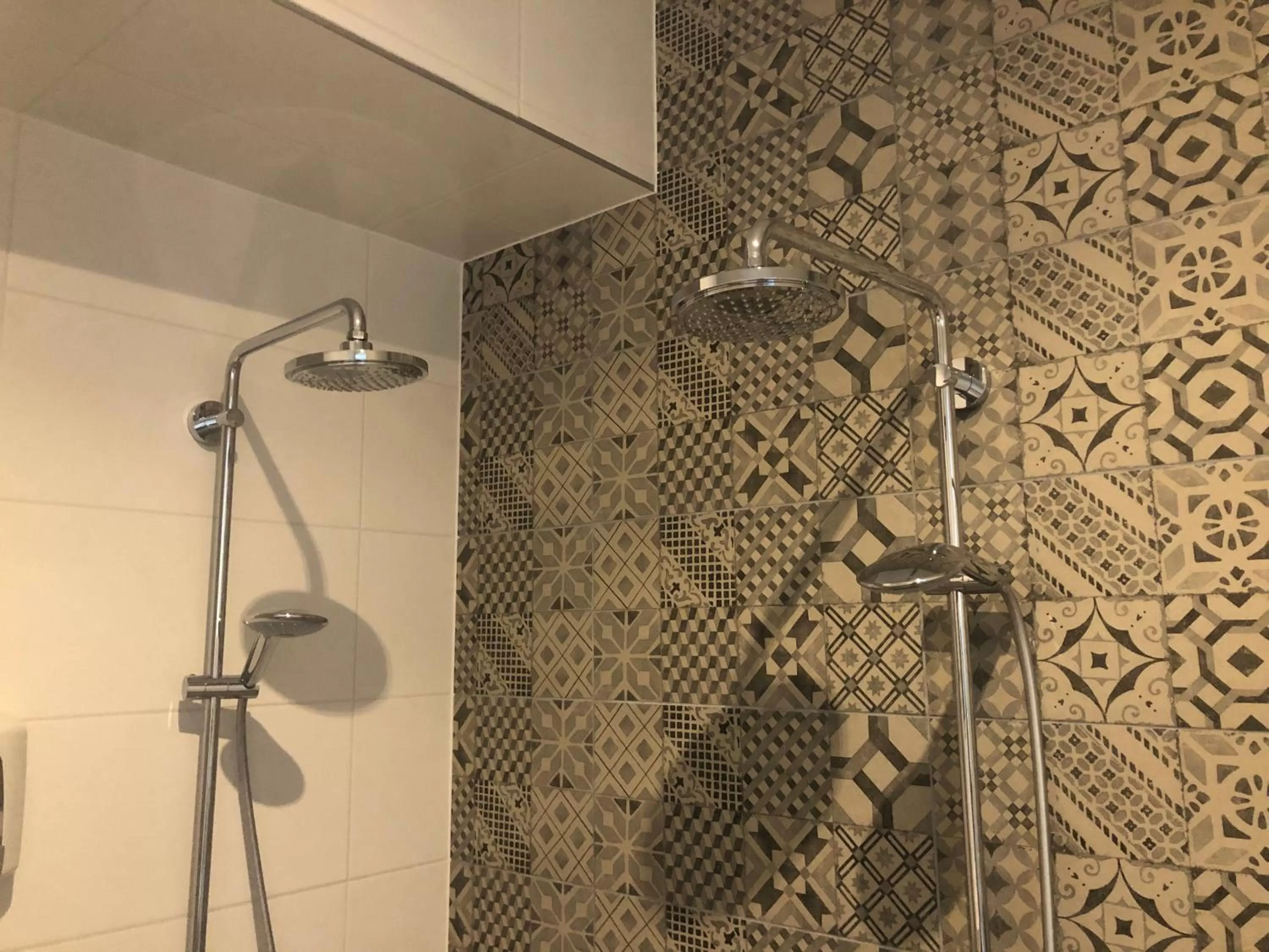Shower in Hotel Hoevevoorde