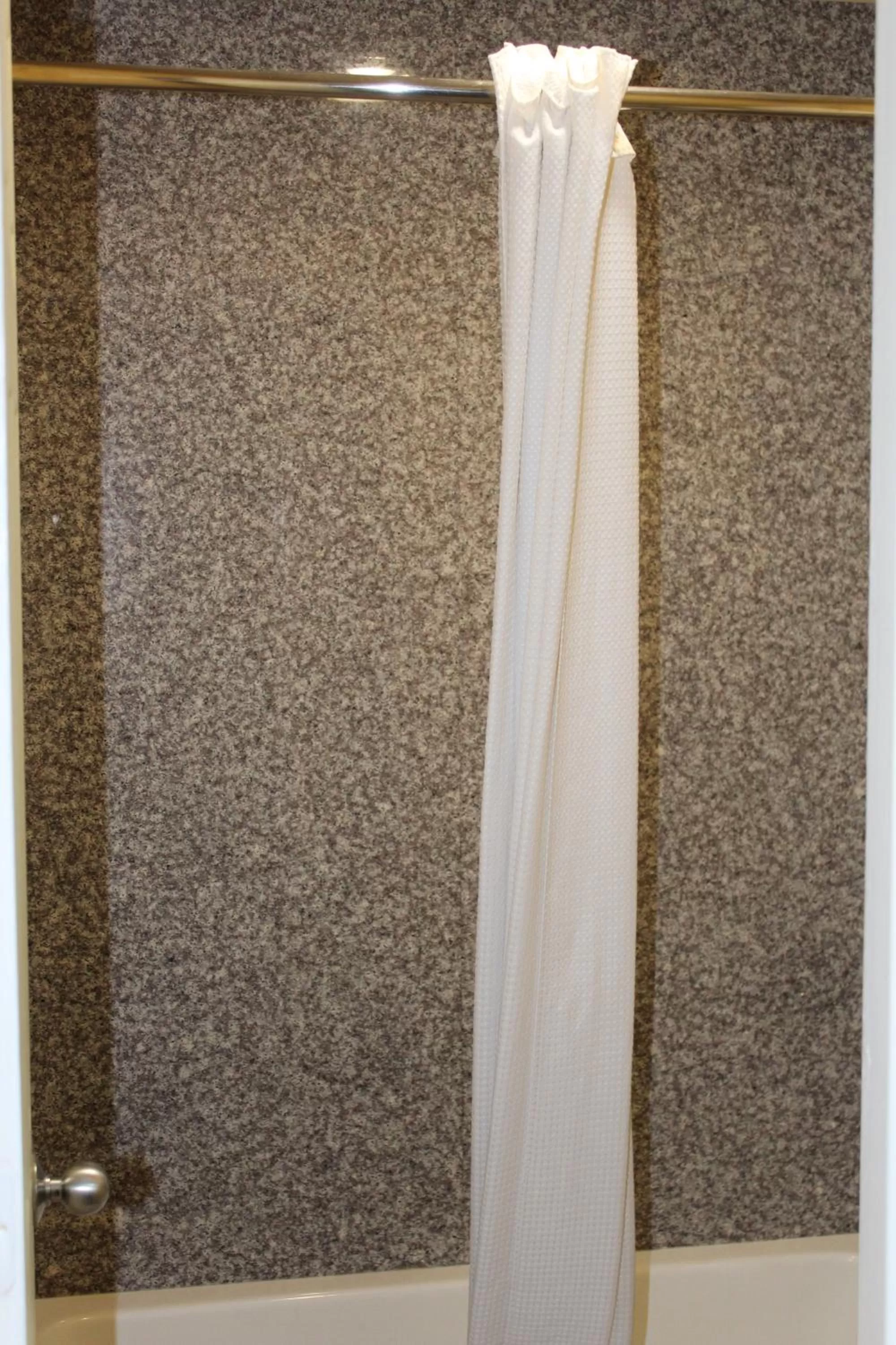 The Executive Inn & Suites