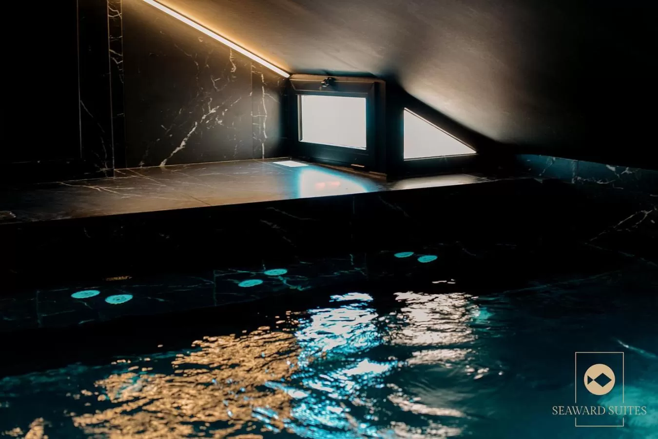 Spa and wellness centre/facilities, Swimming Pool in Castelar Palace & SPA by Seaward Suites