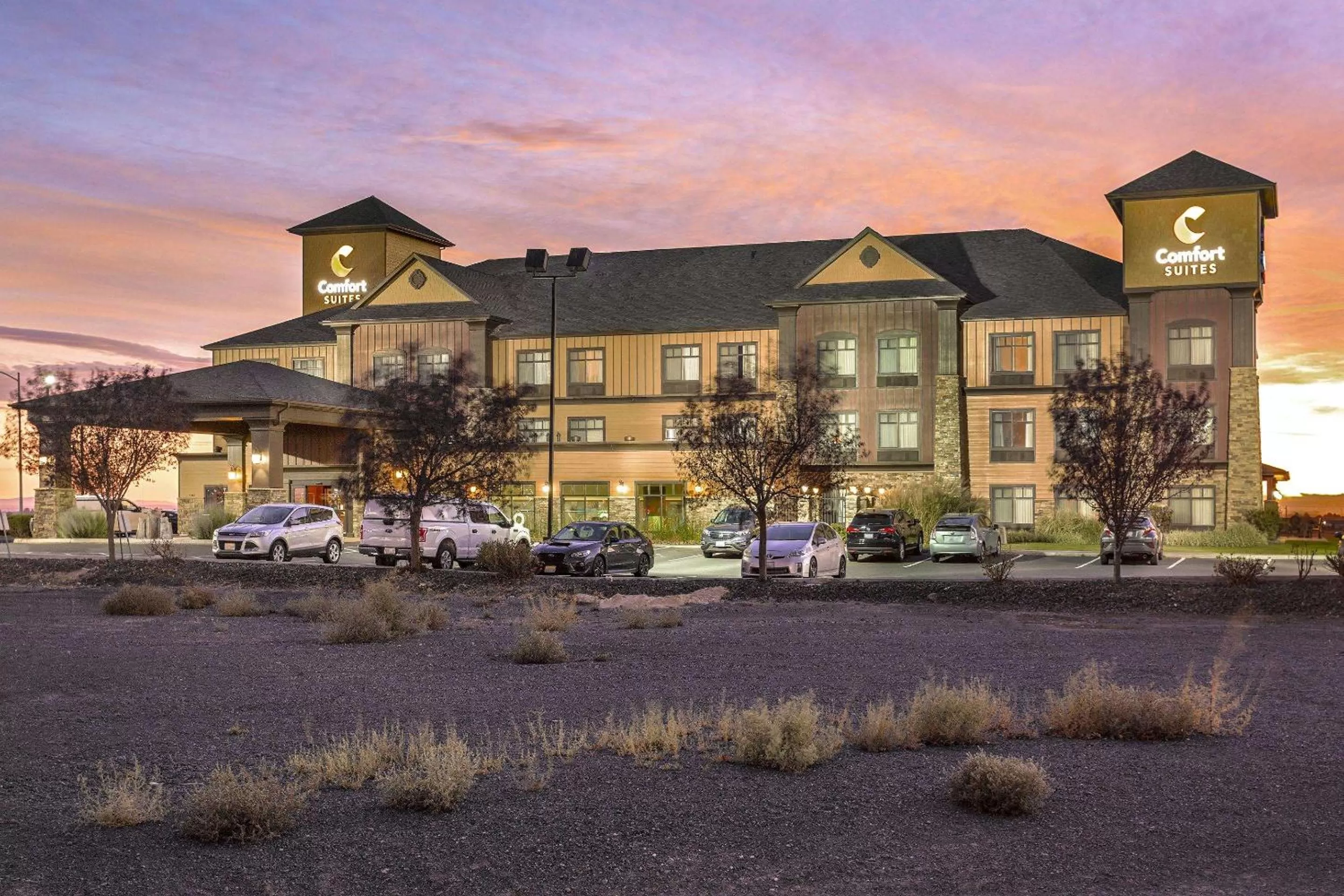 Property building in Comfort Suites Moses Lake