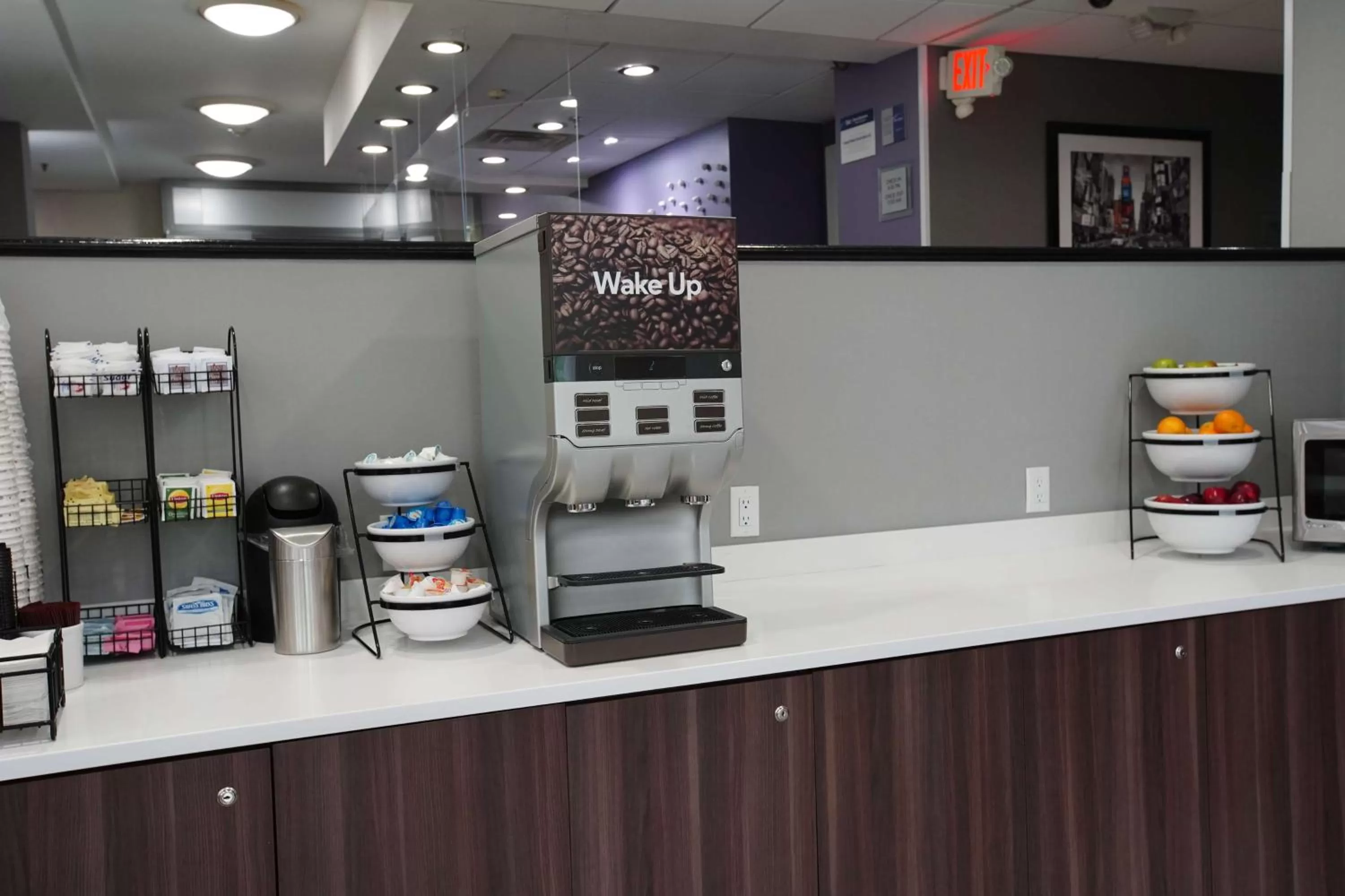 Restaurant/places to eat in Best Western Paramus Hotel & Suites