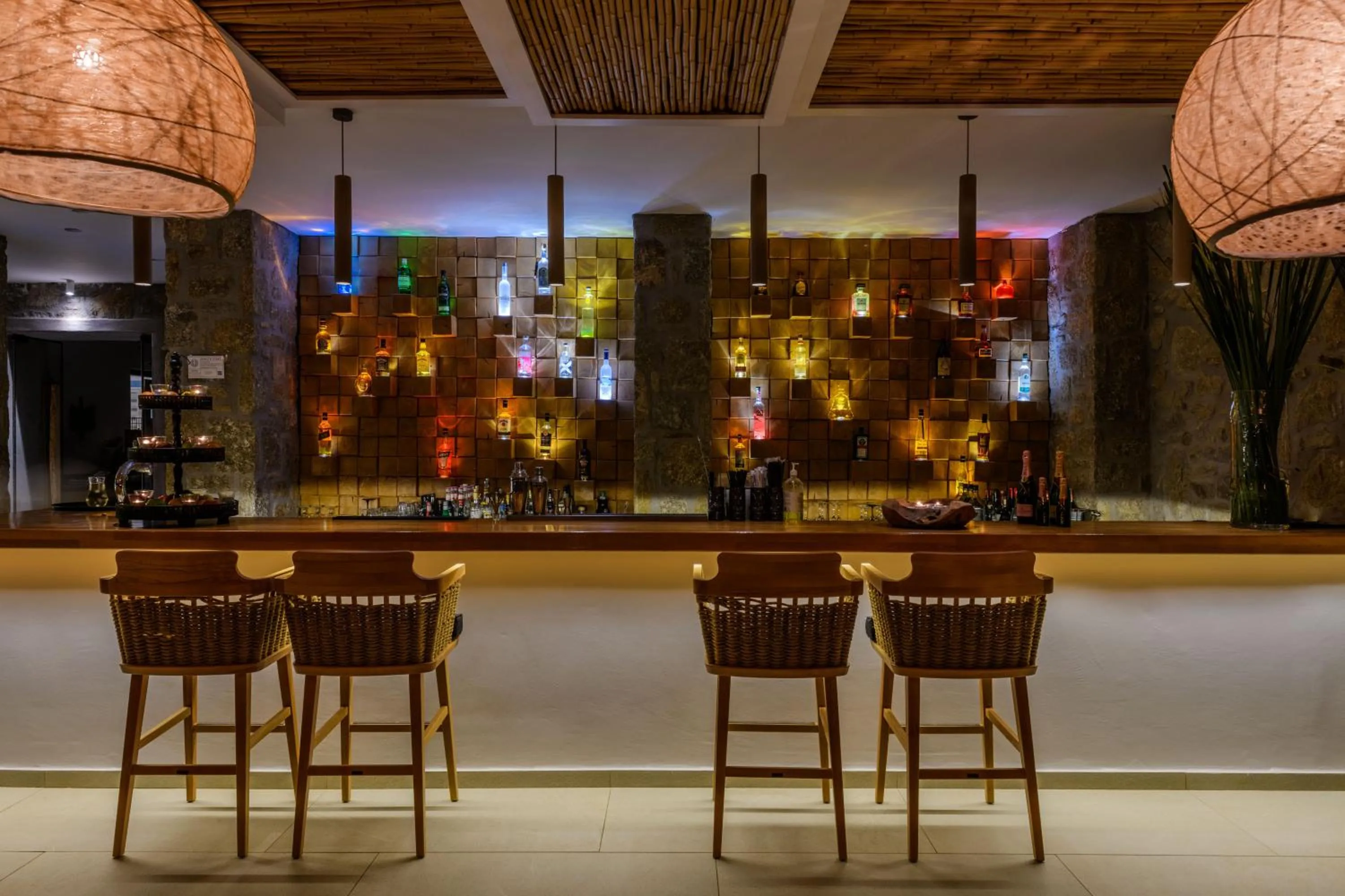 Restaurant/places to eat in Panormos Village Hotel