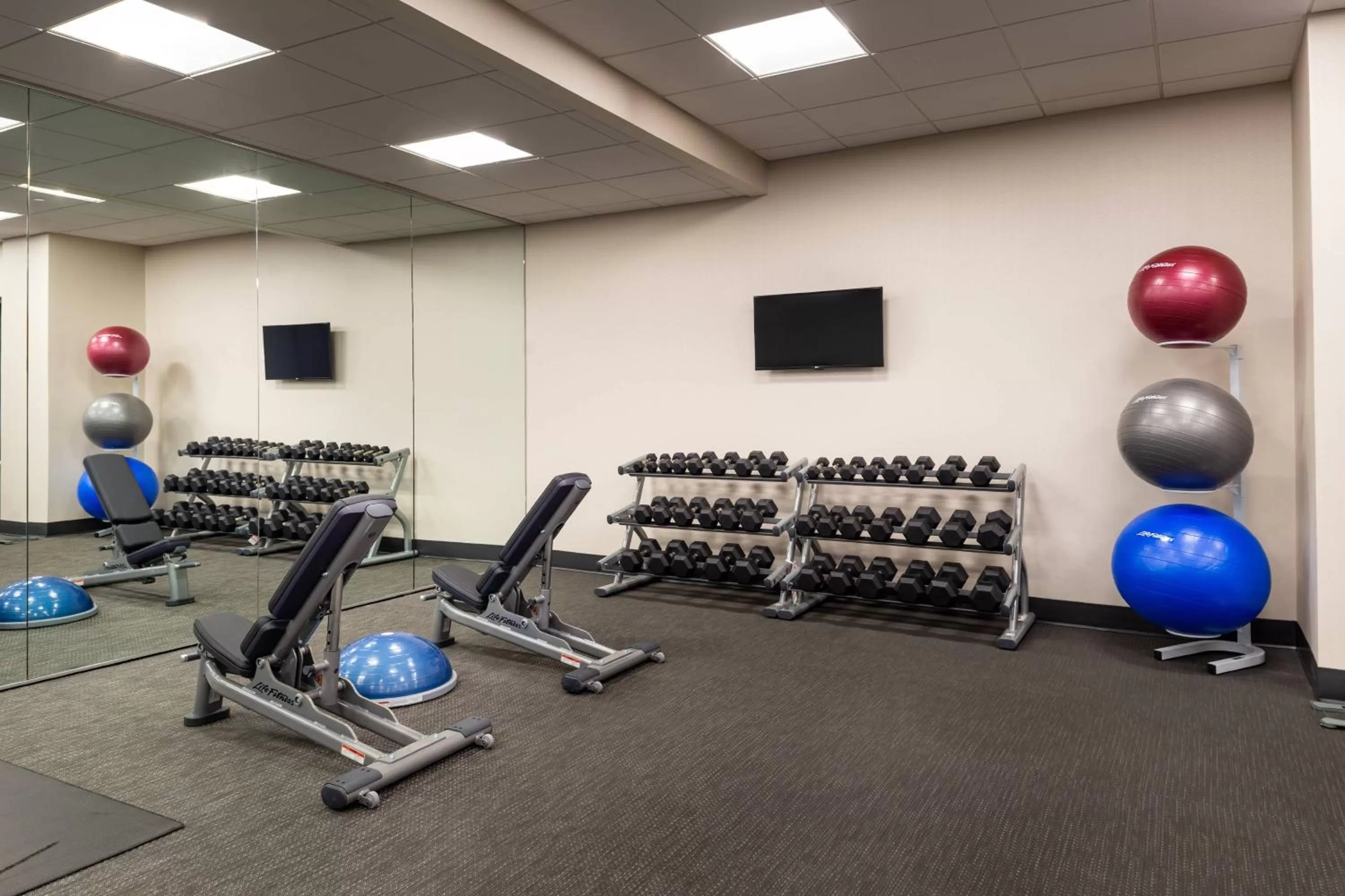 Fitness centre/facilities in Residence Inn by Marriott Charlotte Northlake