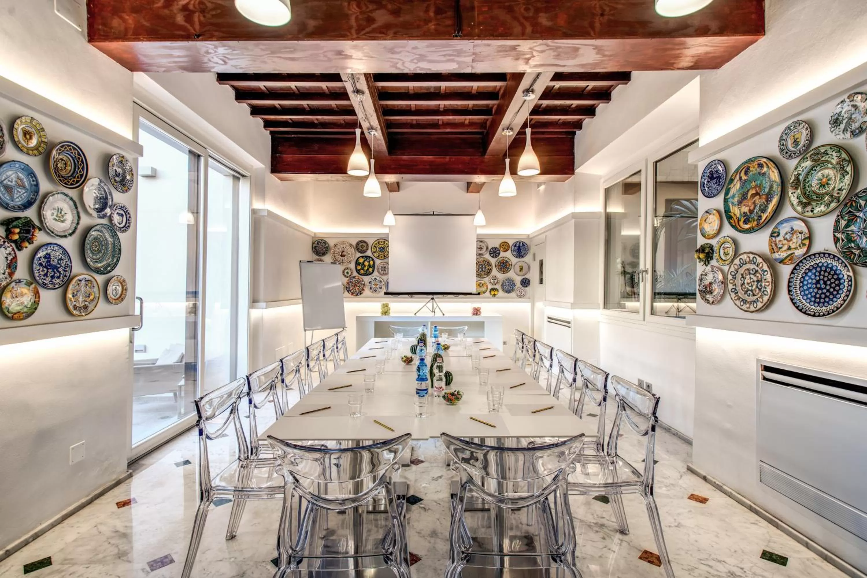 Business facilities in Hotel Boston