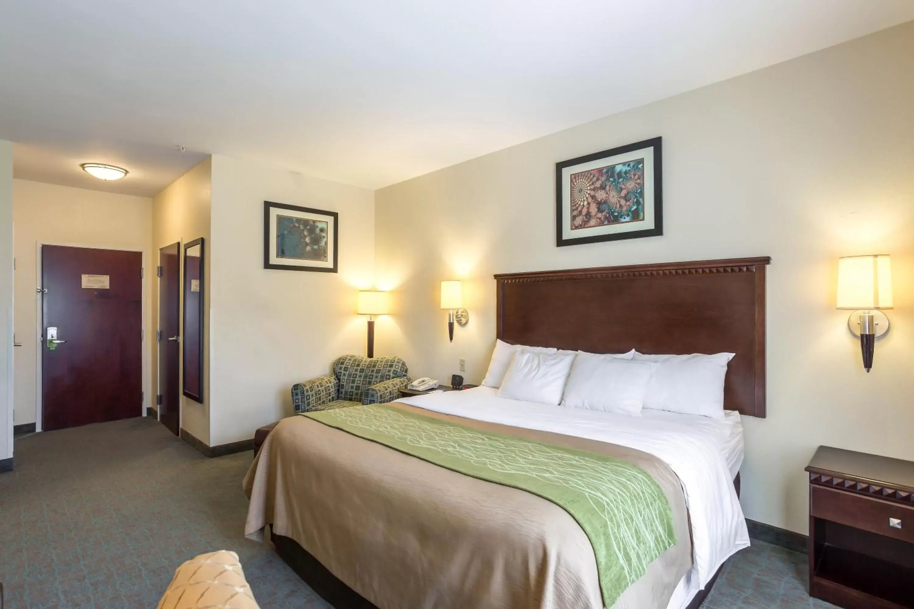 King Suite - Accessible/Non-Smoking in Quality Inn Donaldsonville - Gonzales King Suite - Accessible/Non-Smoking in Quality Inn Donaldsonville - Gonzales