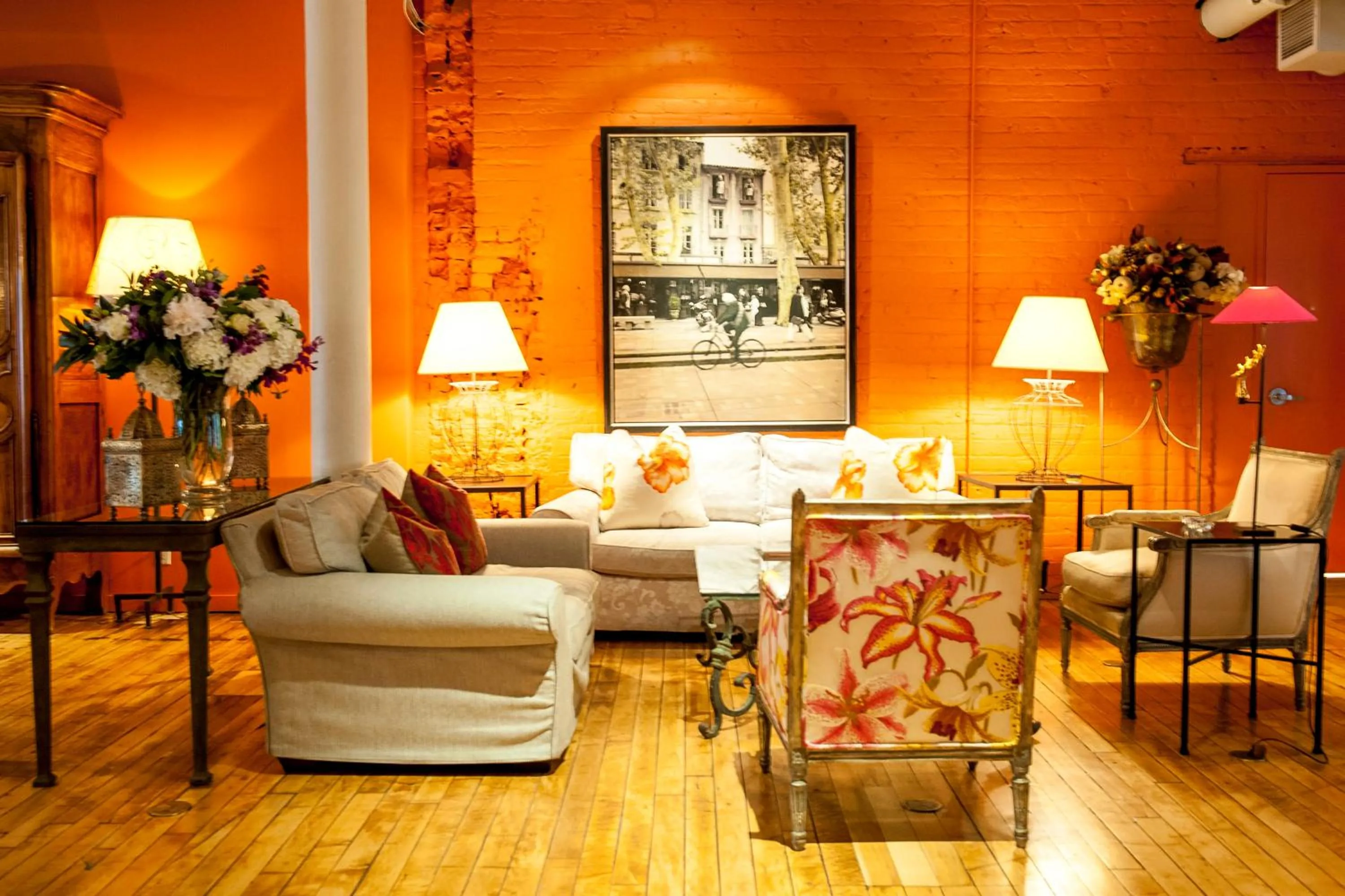 Restaurant/places to eat in The Ivy at Verity