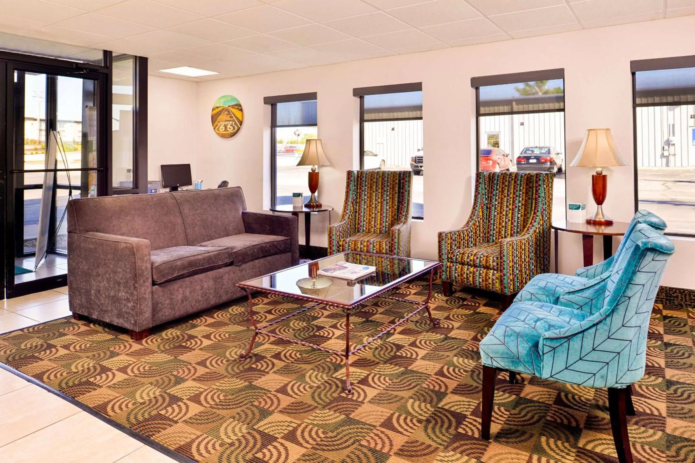Lobby or reception in Quality Inn Joplin I-44