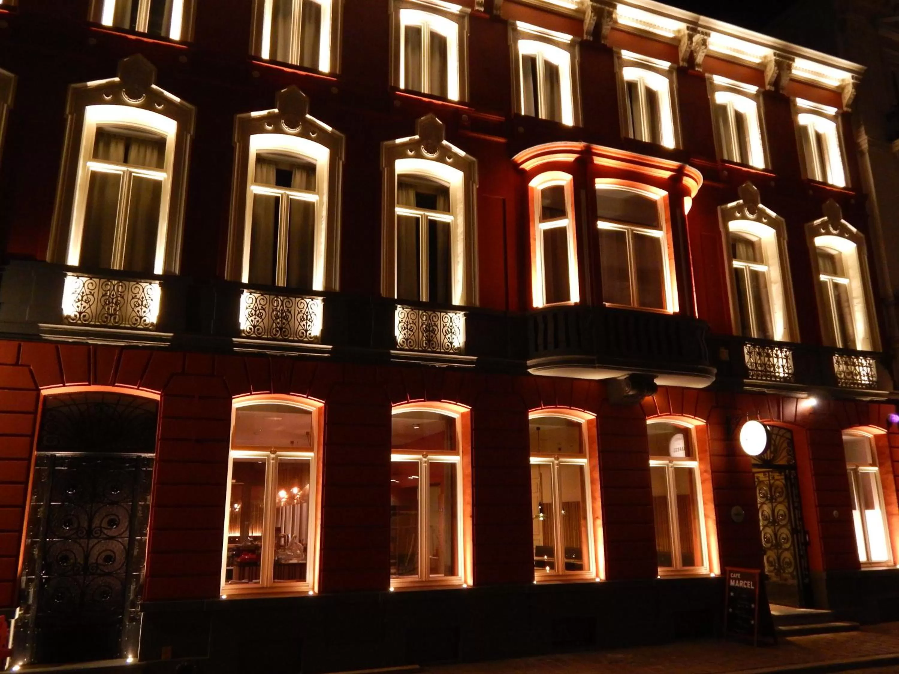 Property building in Hotel Marcel