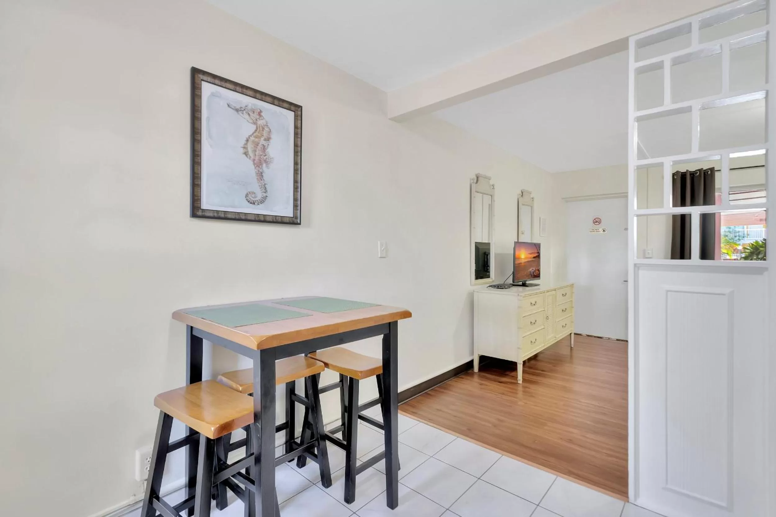 kitchen in Seahorse Guesthouse