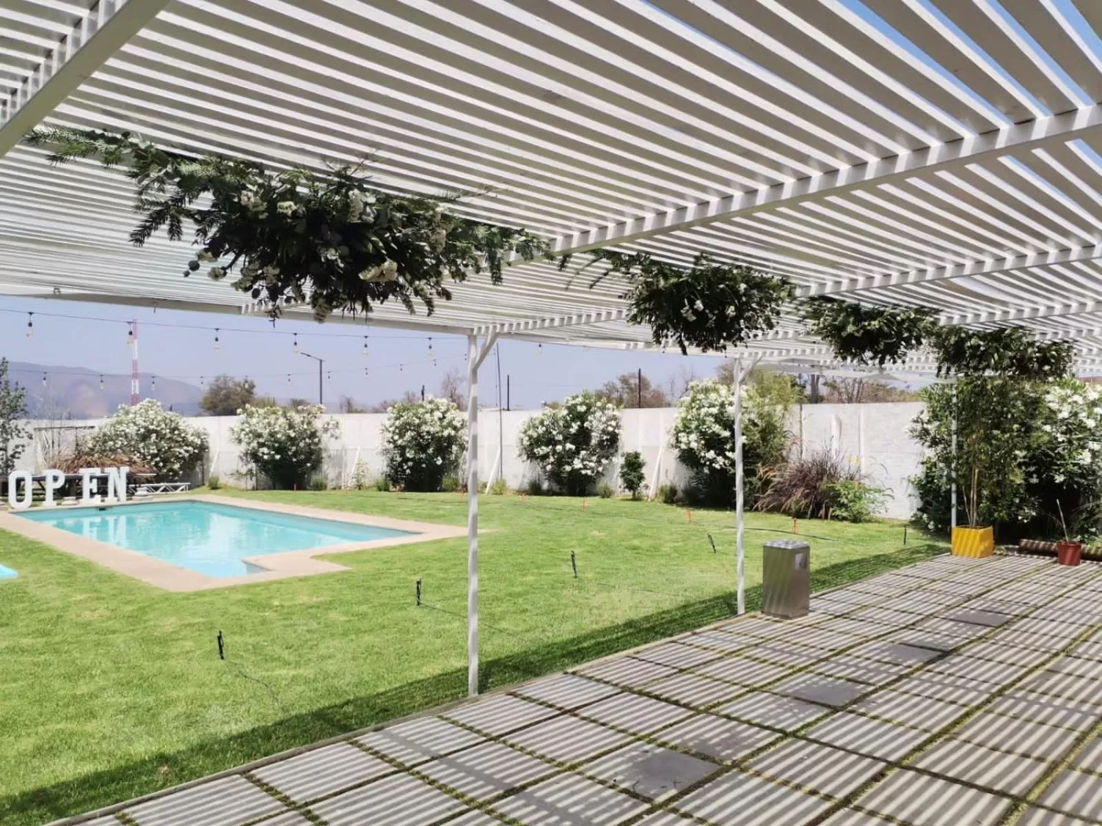 Garden, Swimming Pool in Open Hotel