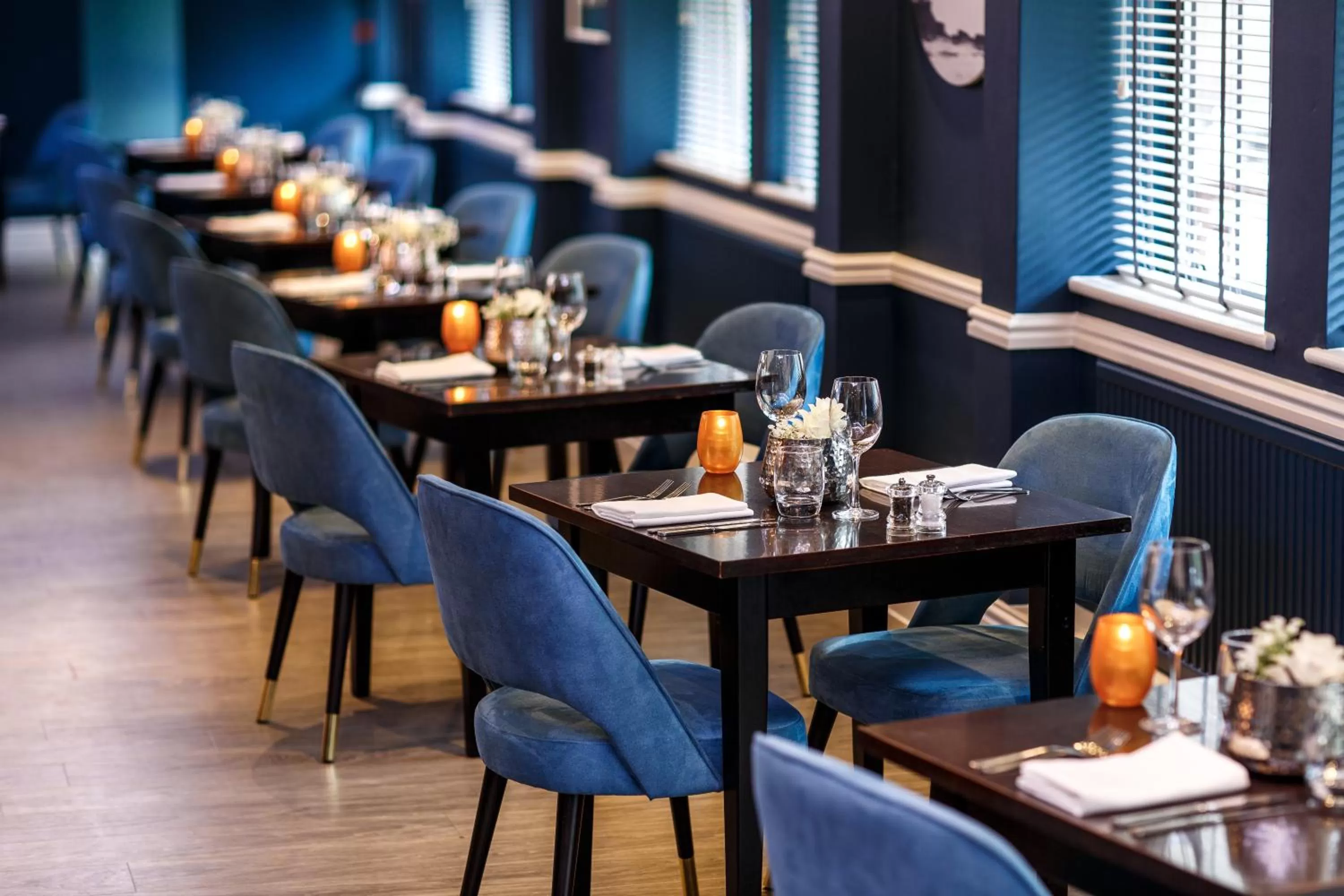 Restaurant/places to eat in Mercure Swansea Hotel