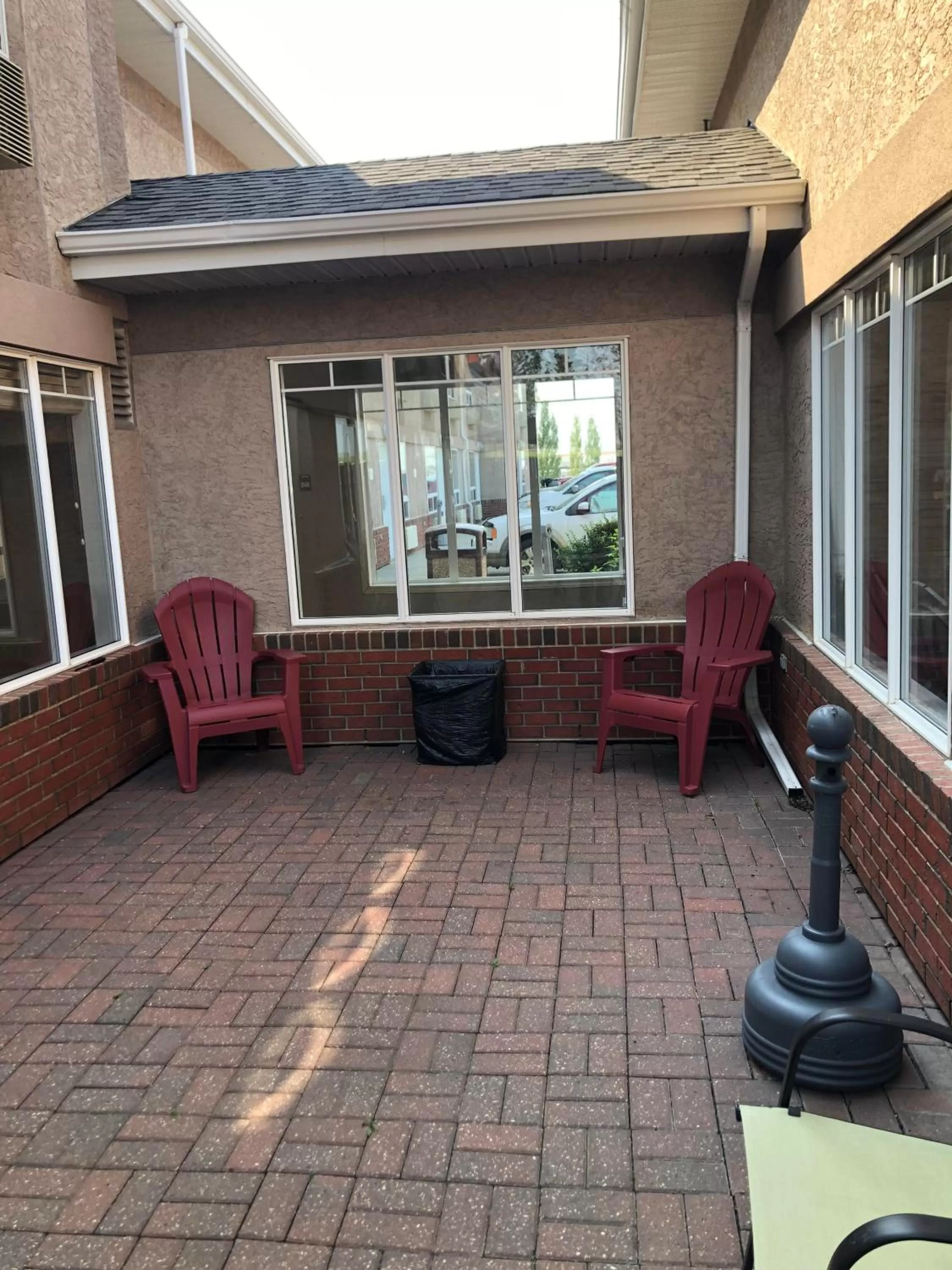 BBQ facilities in Ramada by Wyndham Ponoka