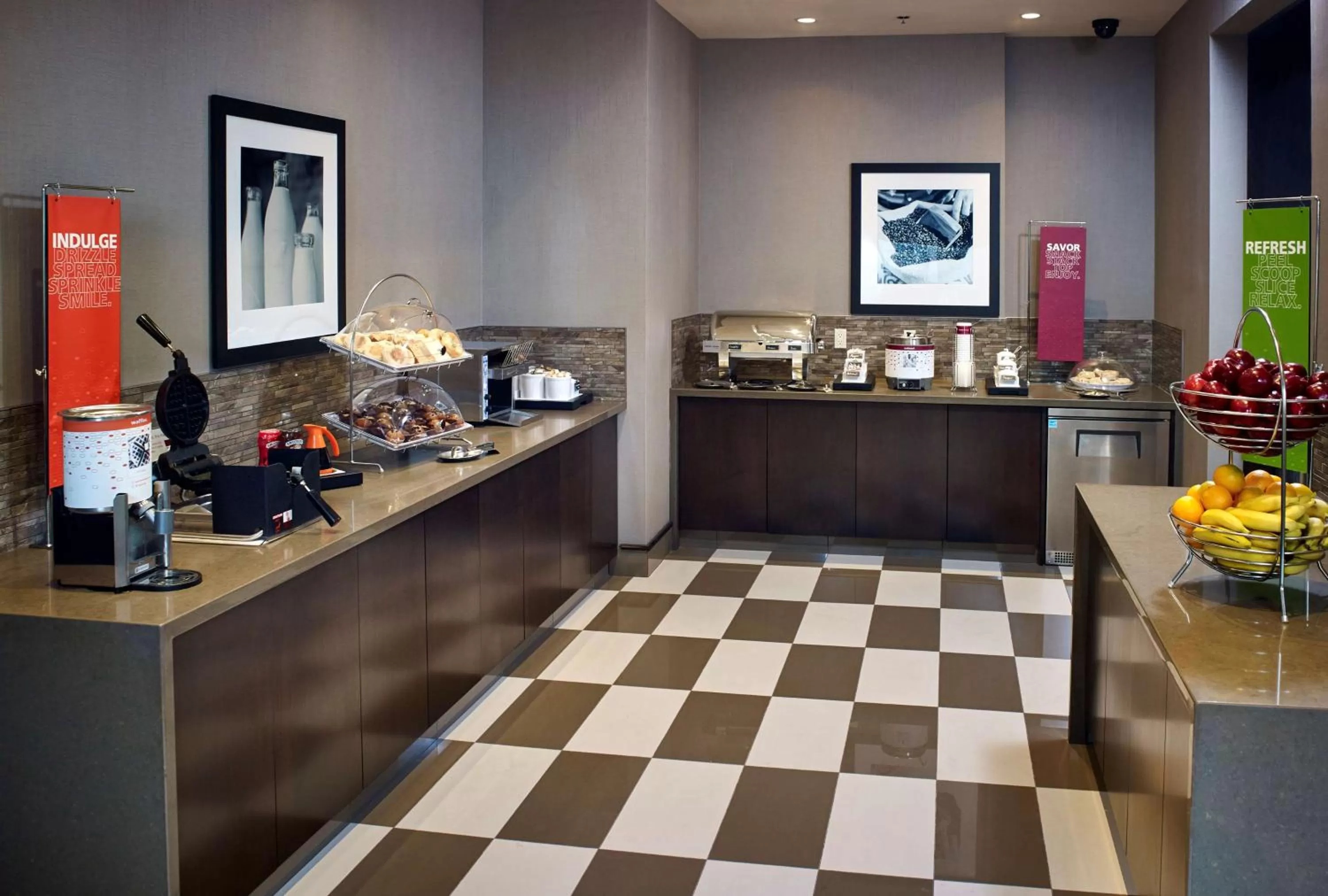 Restaurant/places to eat in Hampton Inn by Hilton Timmins