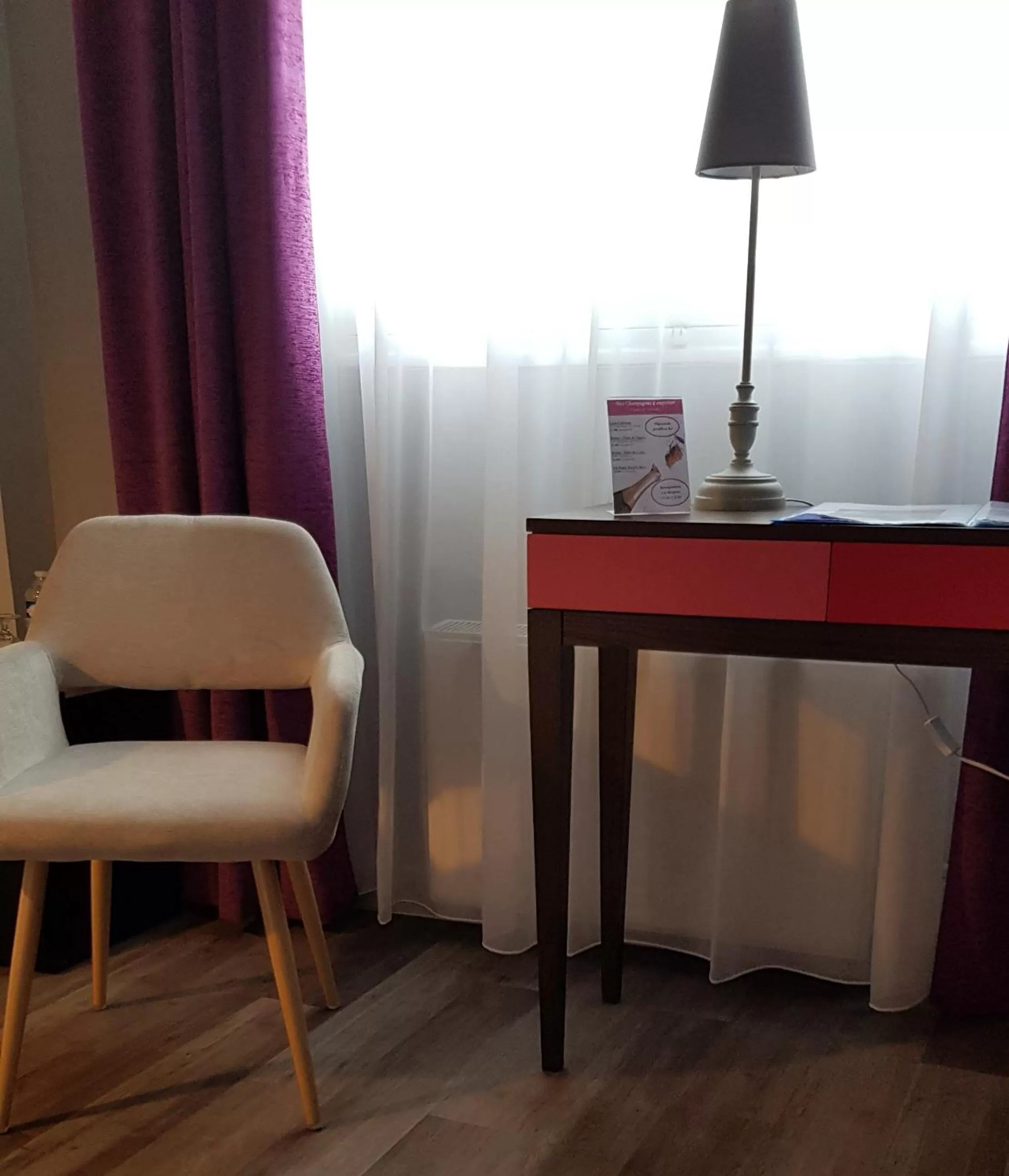 Seating area in Hotel de Champagne