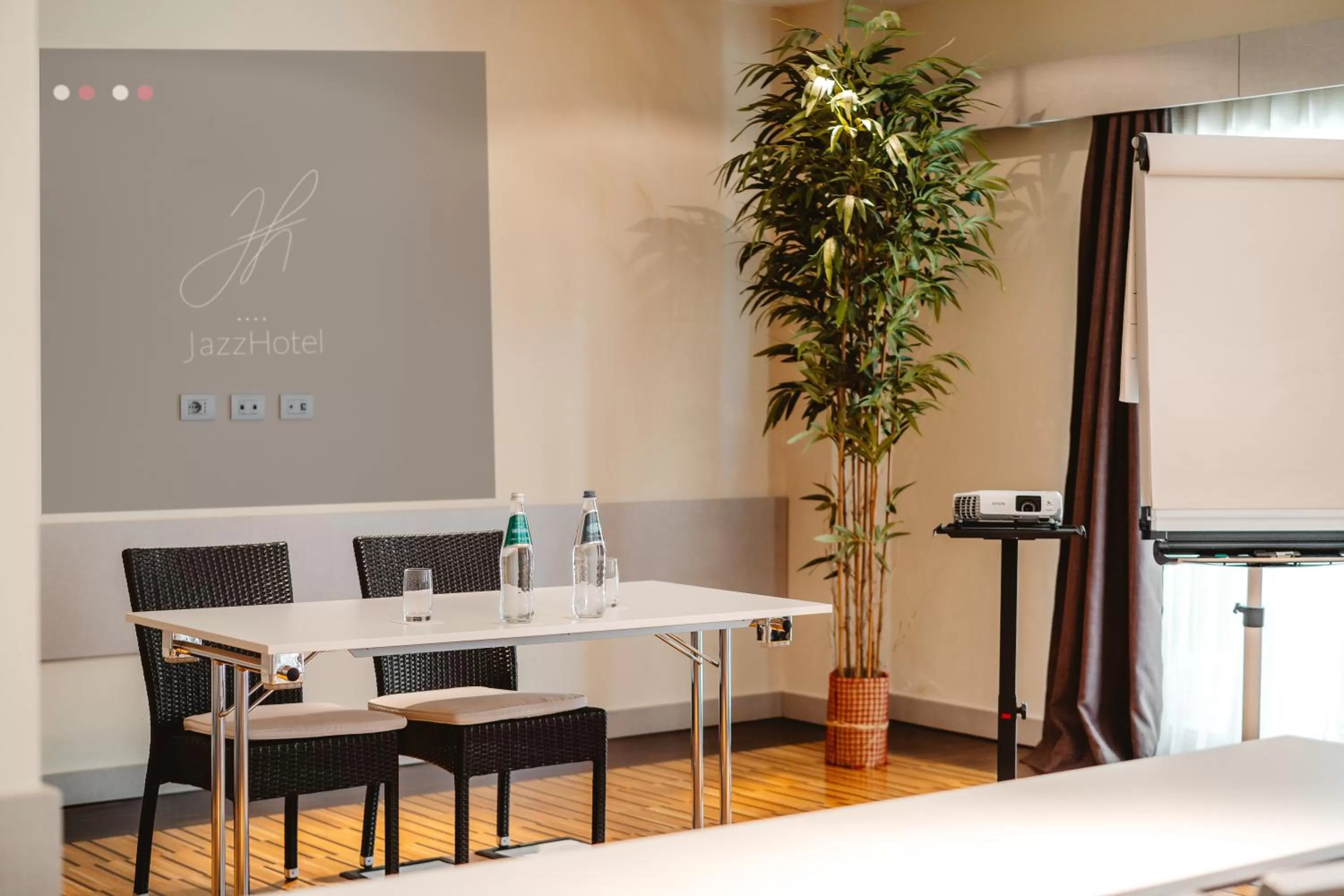 Meeting/conference room in Jazz Hotel