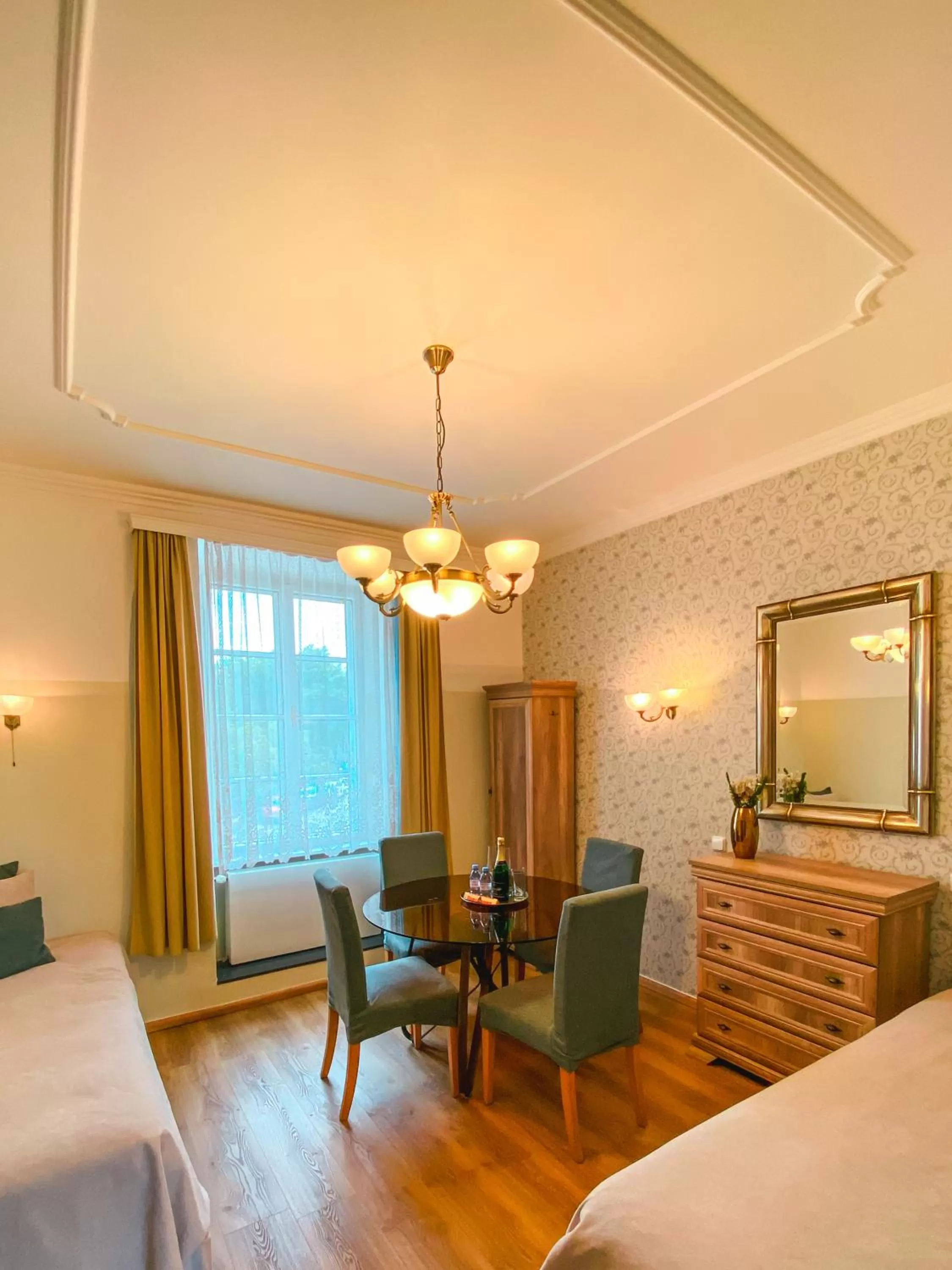 Living room, Bed in Wellness Pension Ametyst