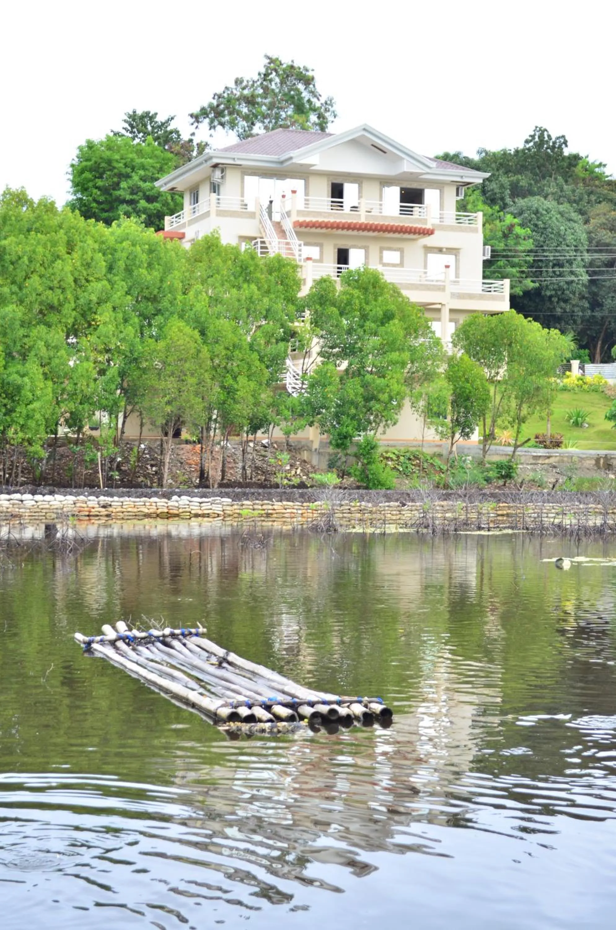 Bird's eye view in Villa de Sierra Vista Bay and Mountain View Inn