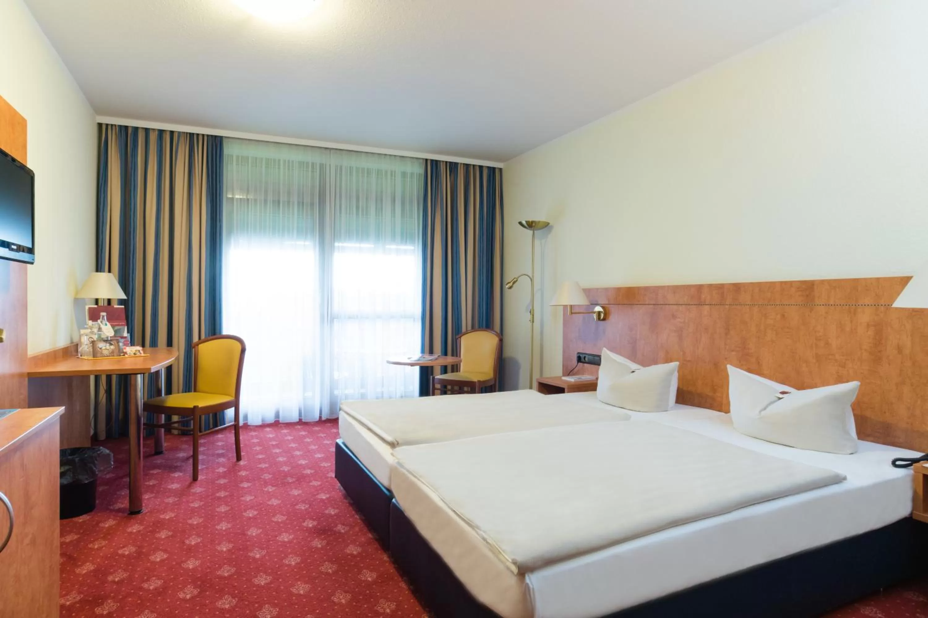 Photo of the whole room, Bed in Hotel St. Georg