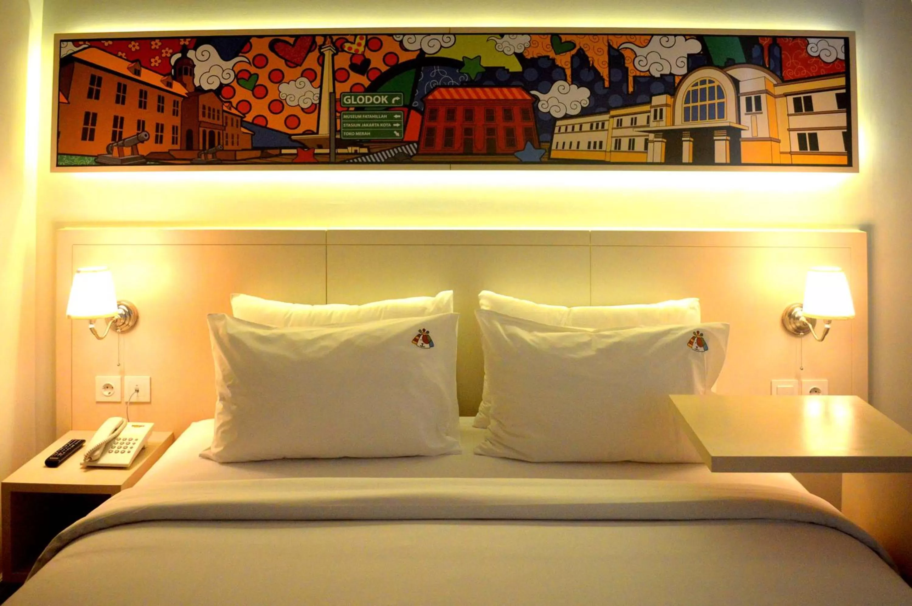 Bed in MaxOne Signature Glodok Jakarta