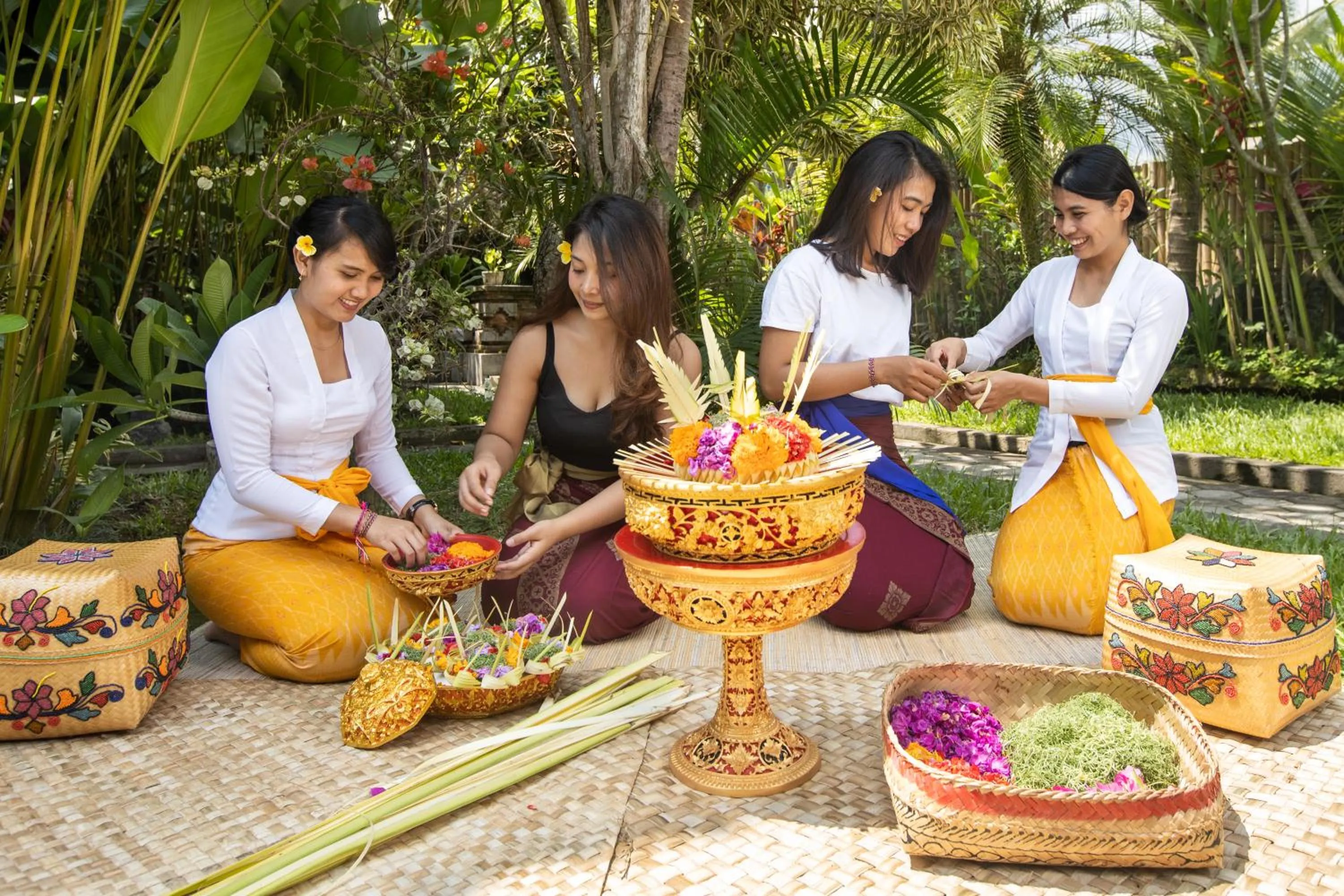 Activities in Uma Sari Cottage by Mahaputra