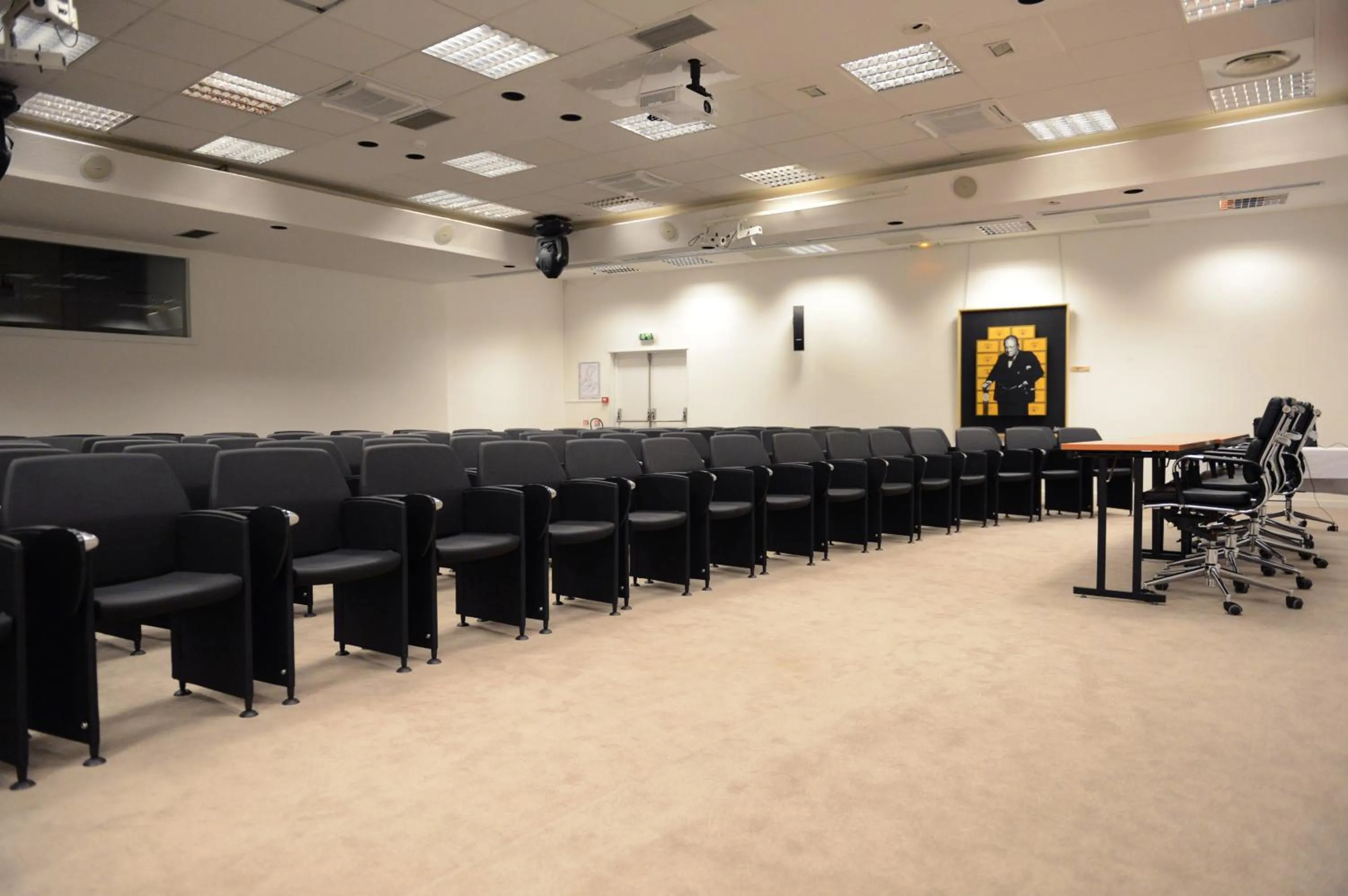 Meeting/conference room in Hotel Restaurant La Vague de Saint Paul