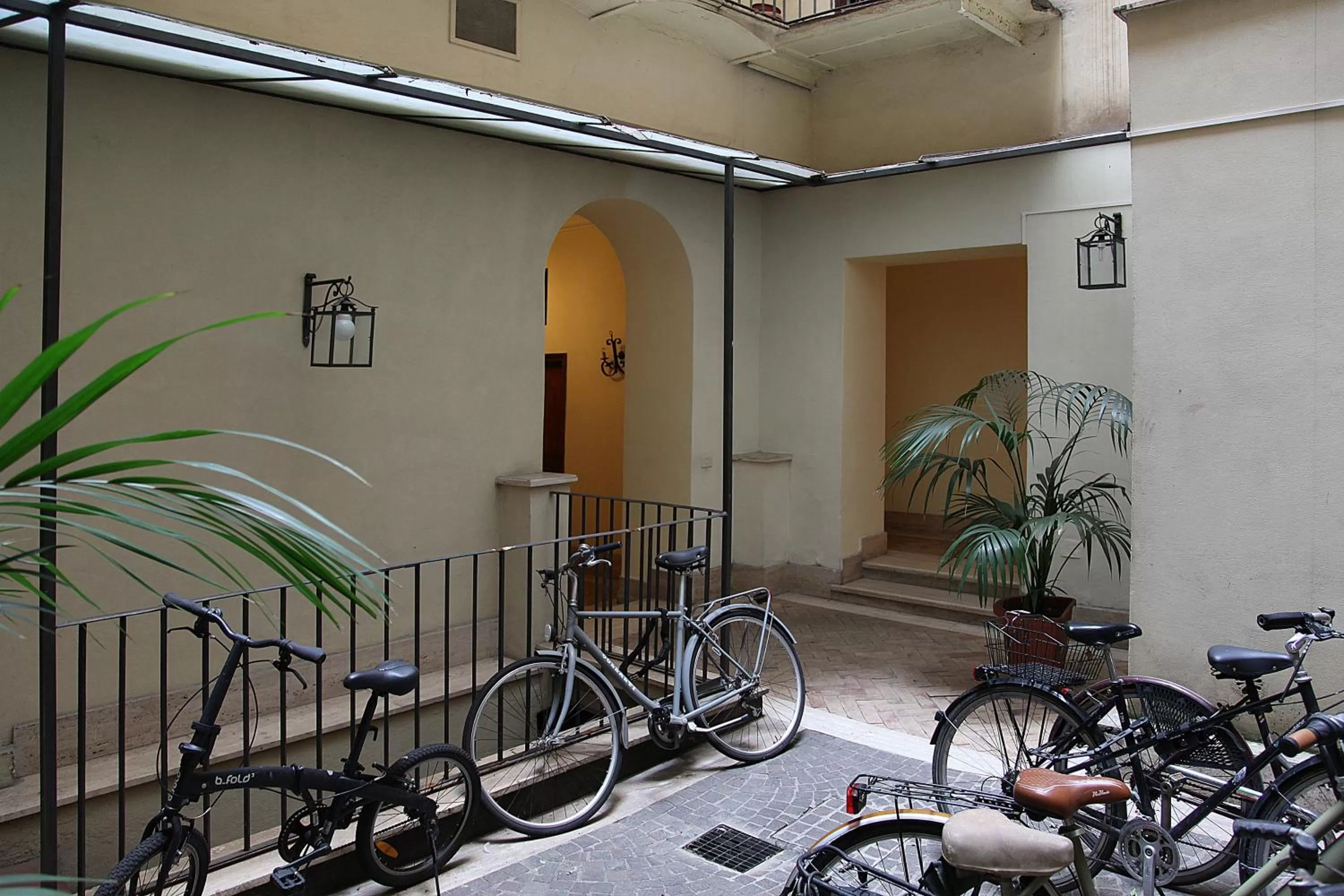 Facade/entrance in La Maison Dell'Orologio