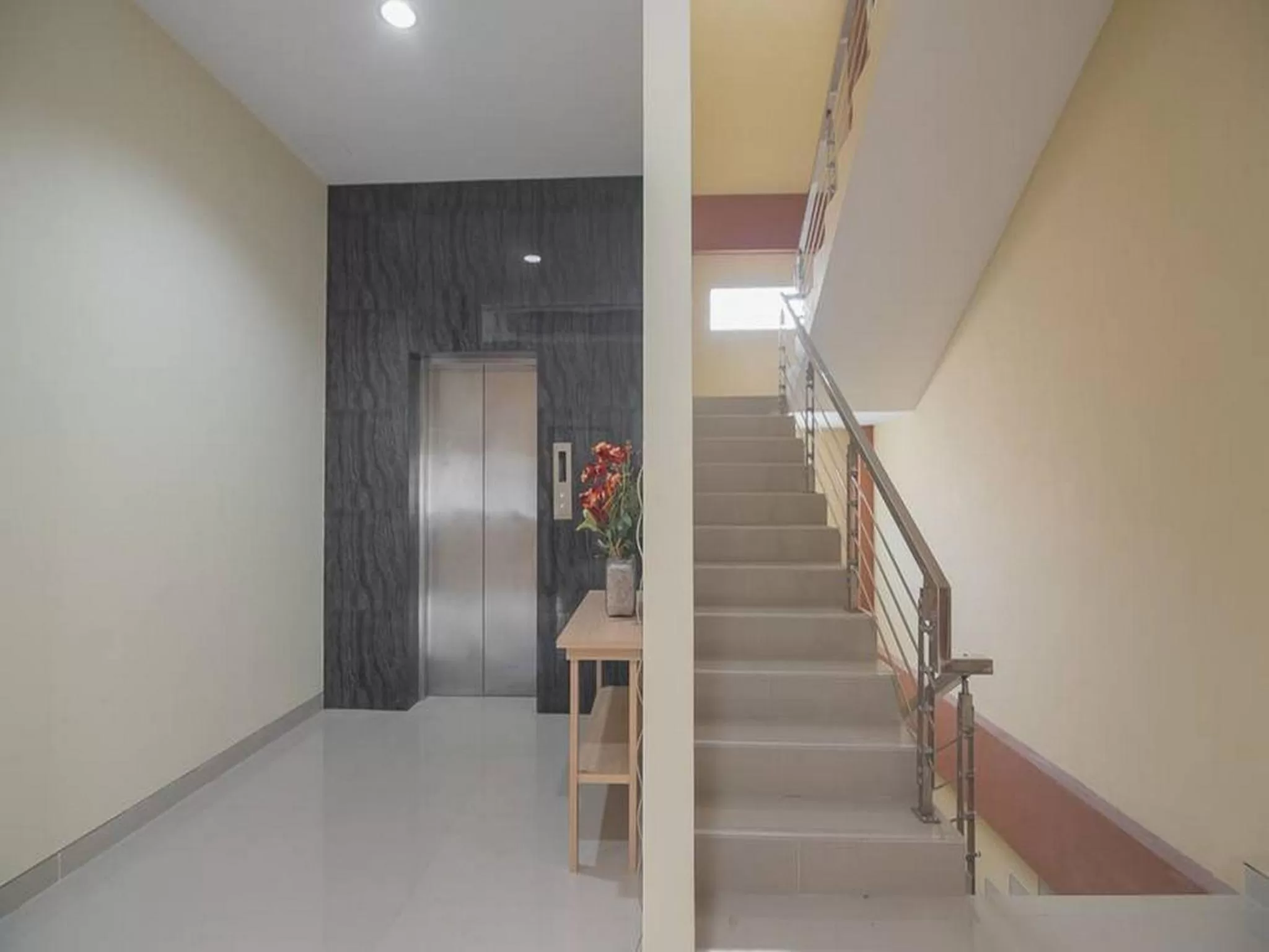 Area and facilities in RedDoorz near Islamic Center Samarinda