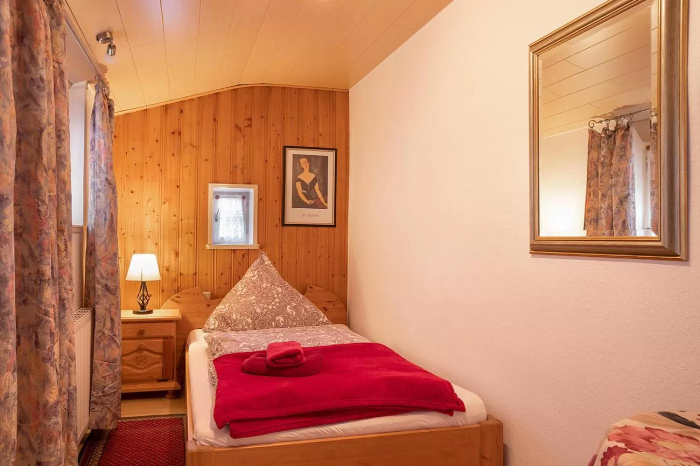 Photo of the whole room, Bed in Hotel & Restaurant Sichelschmiede