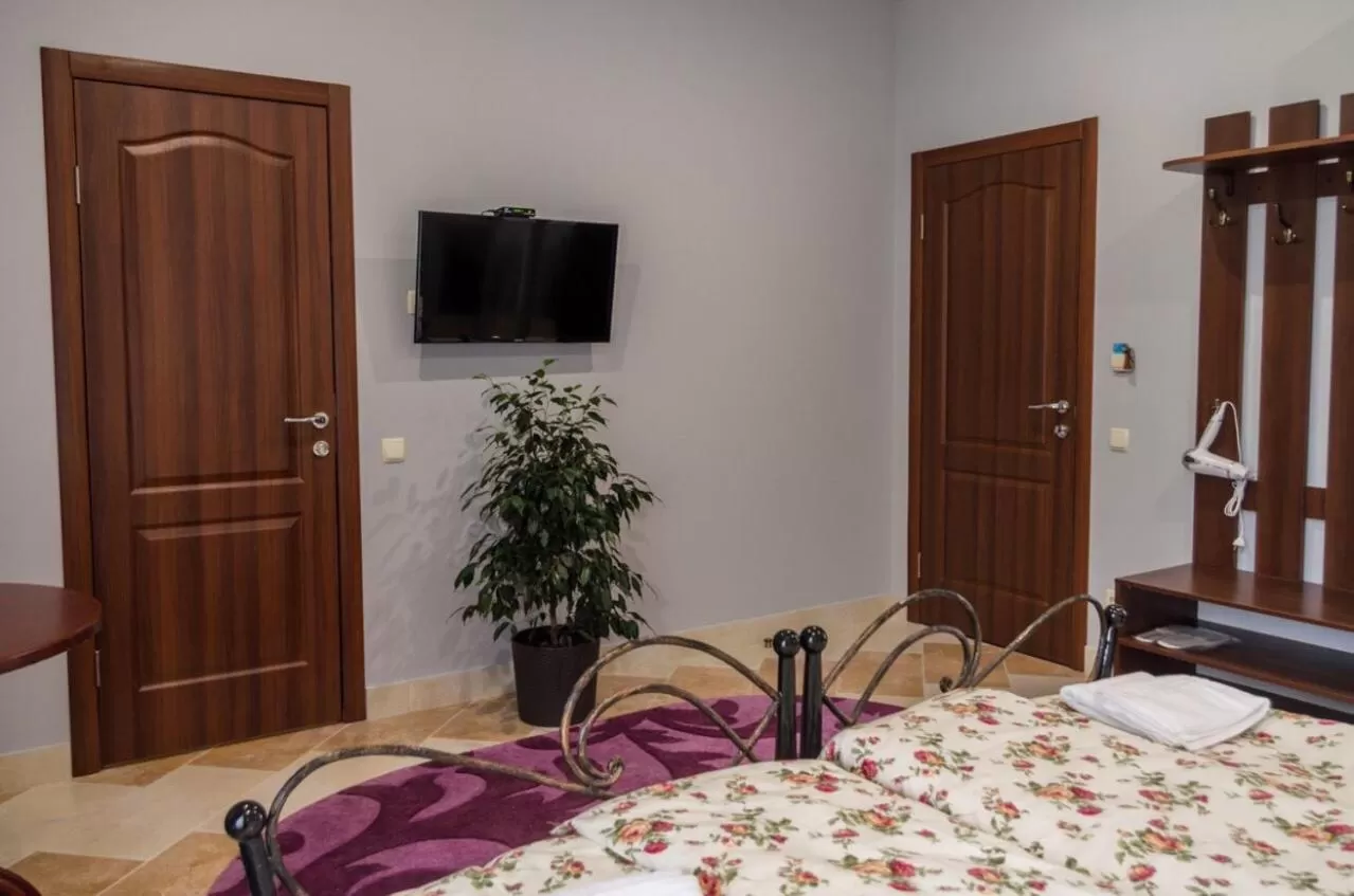 Bed in Ermitazh Hotel Complex