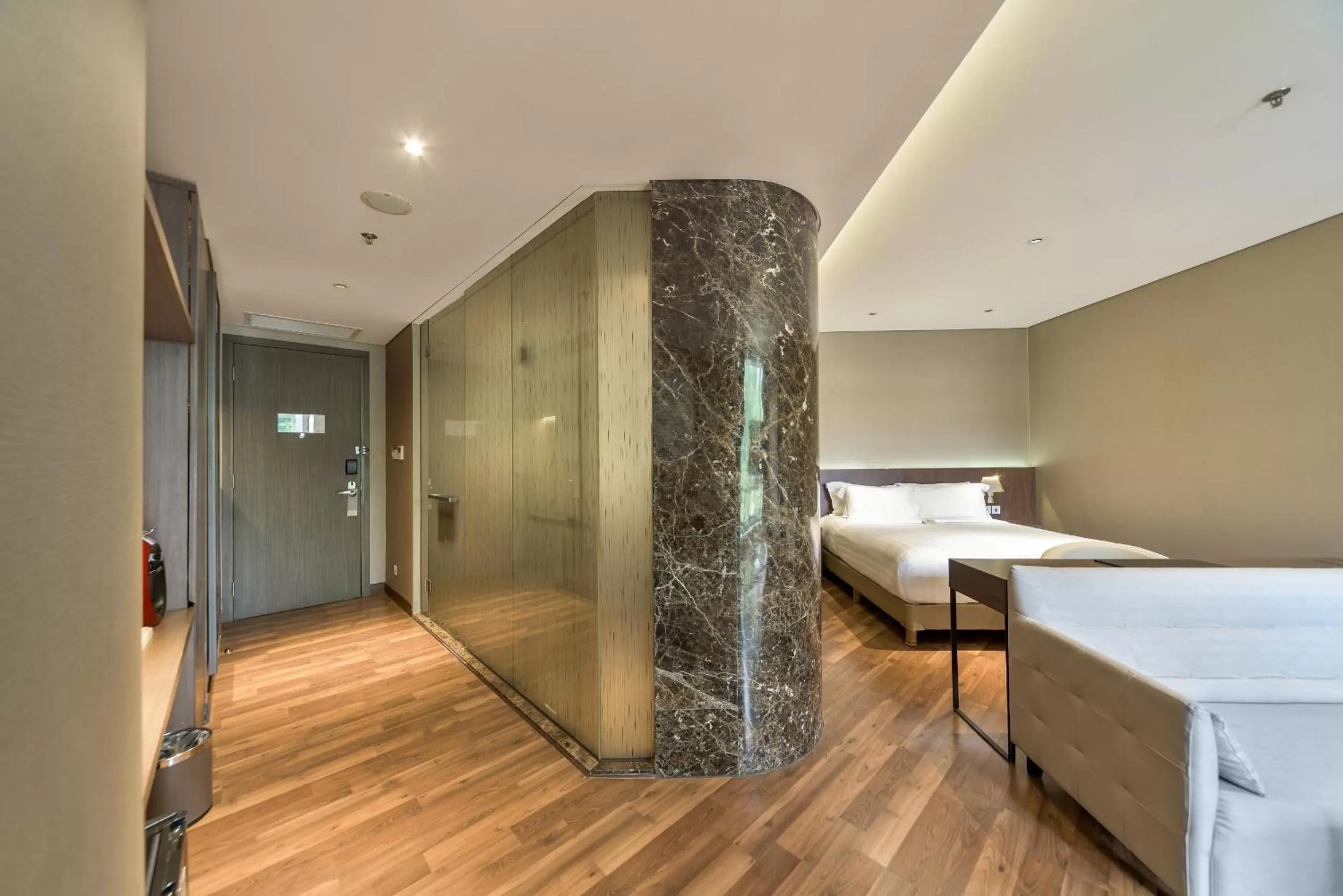 Bedroom, Bed in Ashley Wahid Hasyim Jakarta