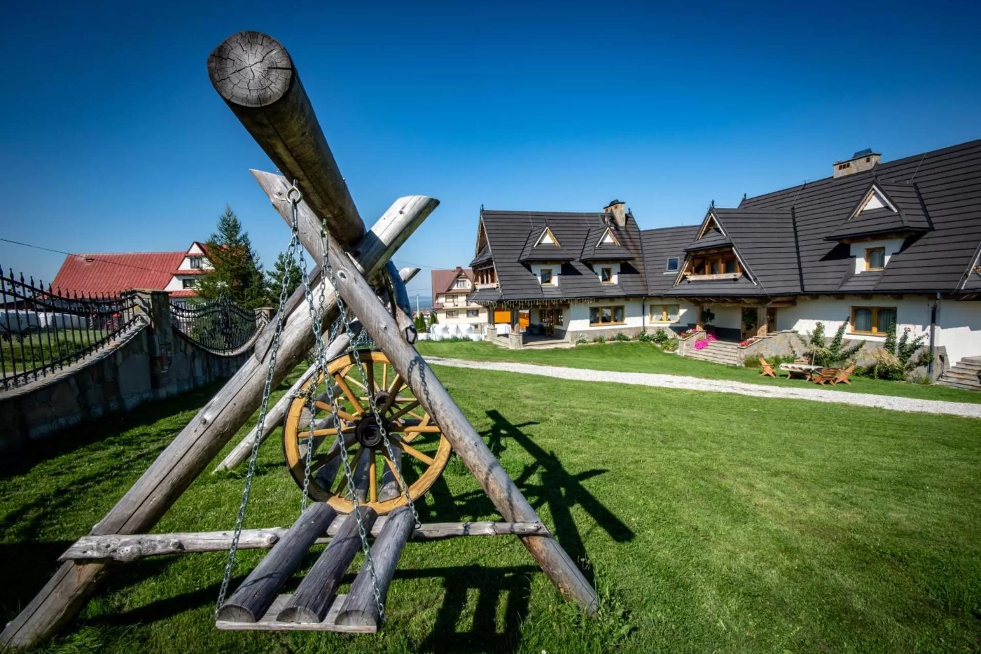 Area and facilities in Podhalanski Dworek z Jacuzzi