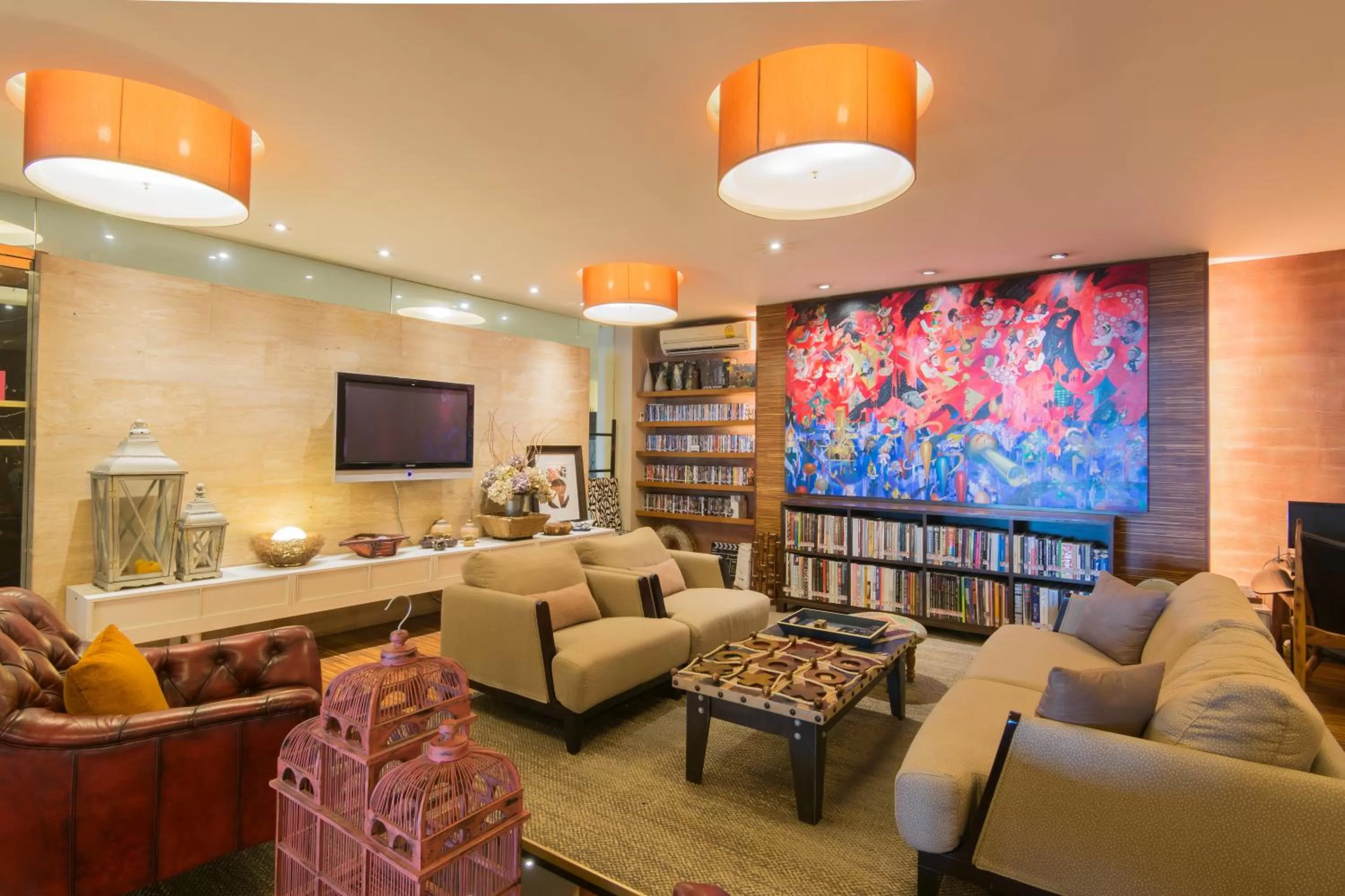 Library in Baboona Beachfront Living