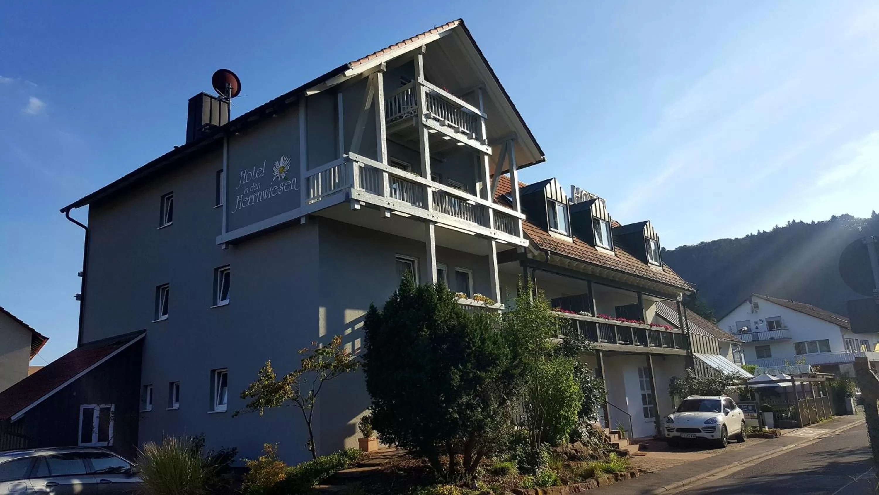 Property building in Hotel in den Herrnwiesen