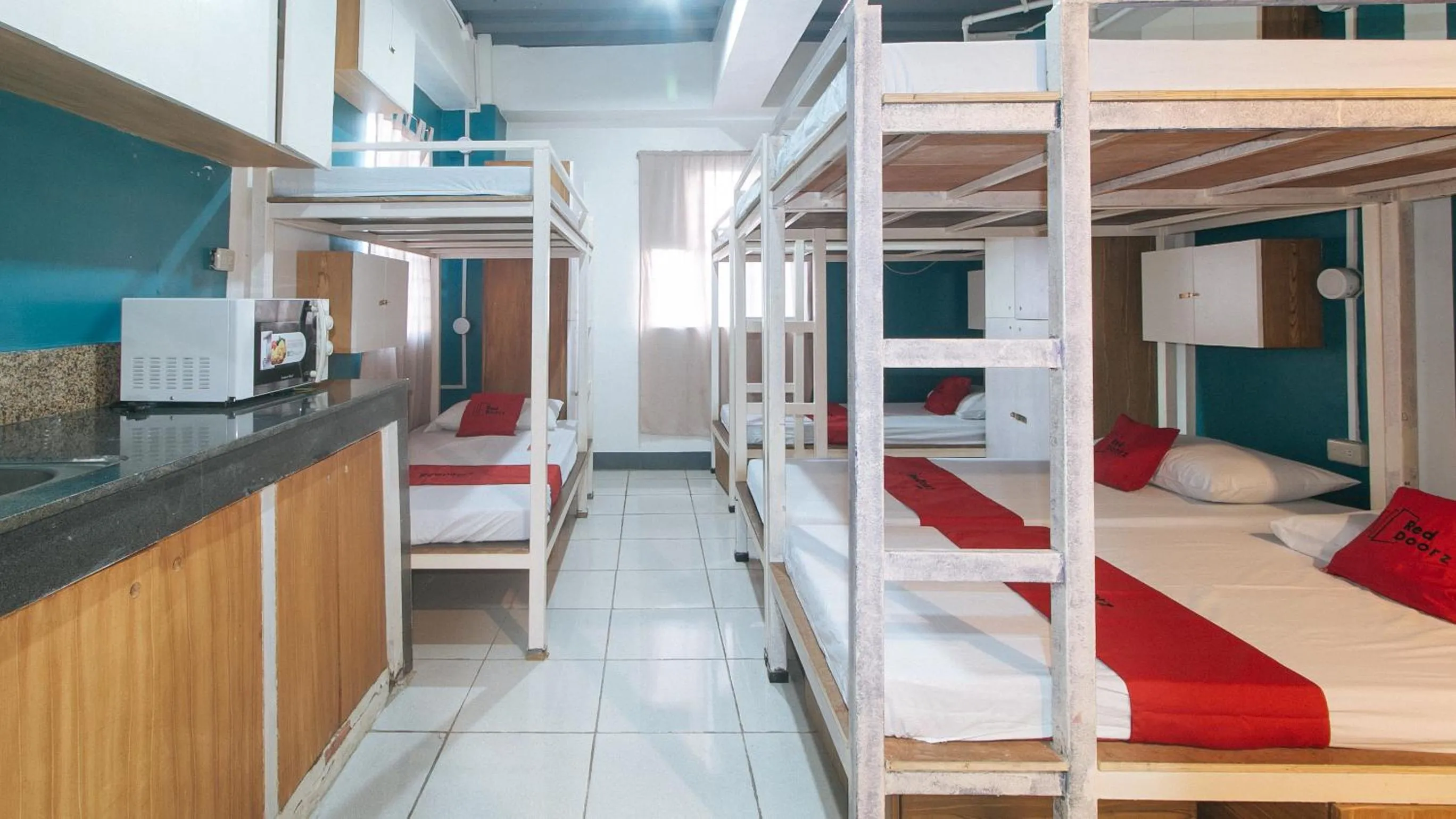 bunk bed, Bed in RedDoorz at Crowne One Condo