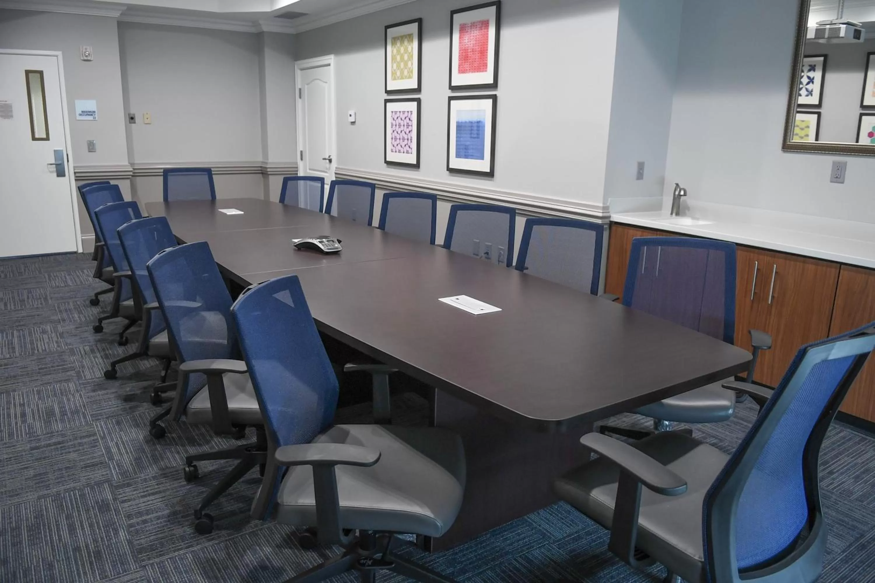 Meeting/conference room in Holiday Inn Express & Suites - Valdosta by IHG