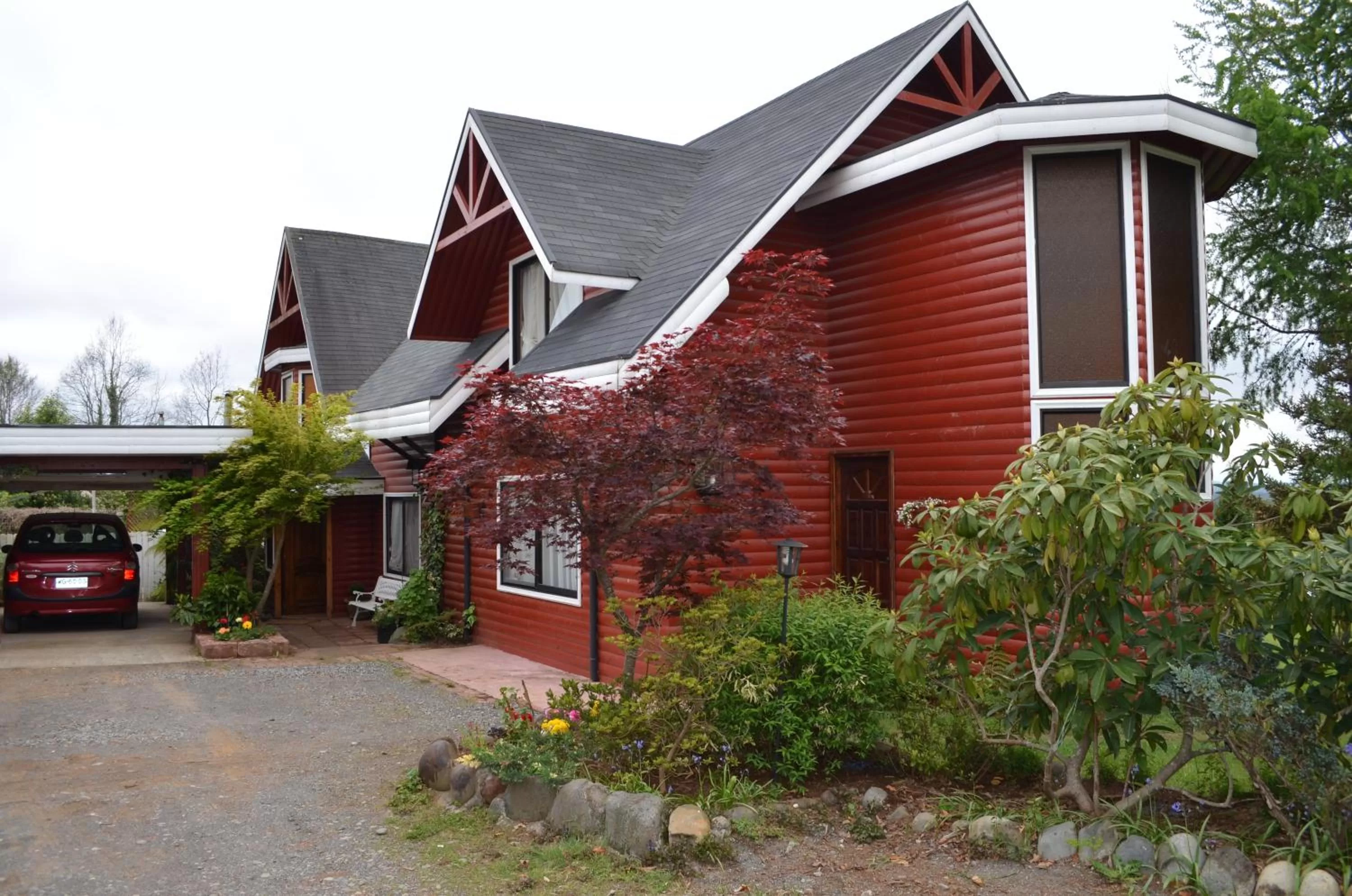Facade/entrance, Property Building in Hostal Möller